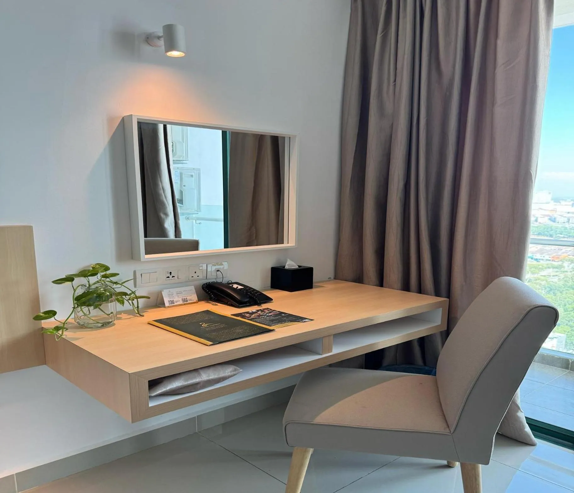 room service in Swan Garden Resort Hotel