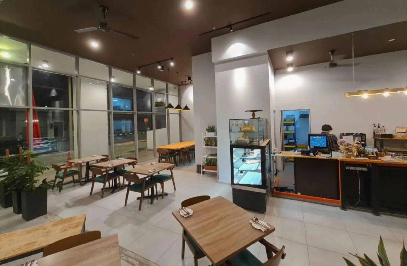 Restaurant/places to eat in Swan Garden Resort Hotel