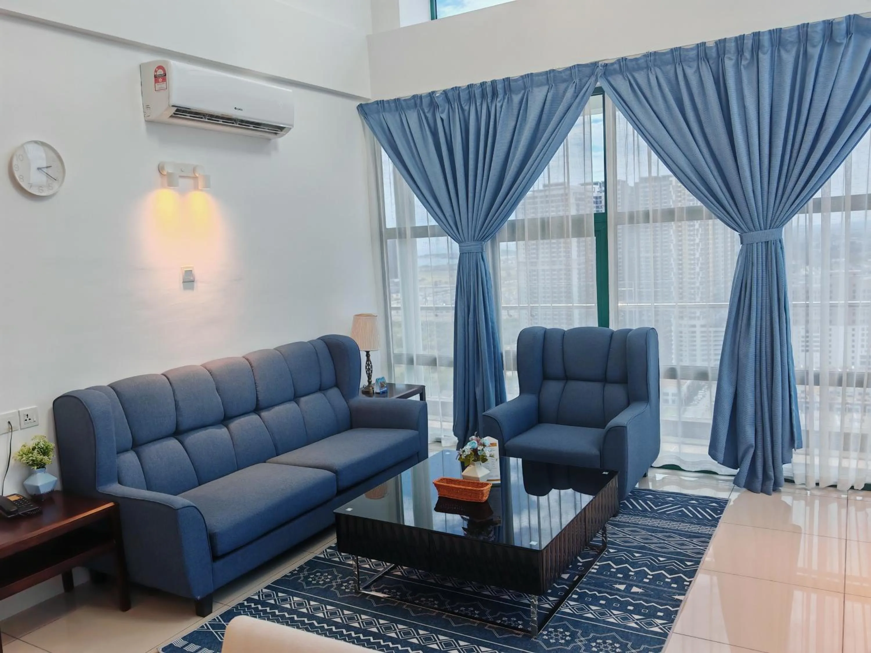 Living room in Swan Garden Resort Hotel