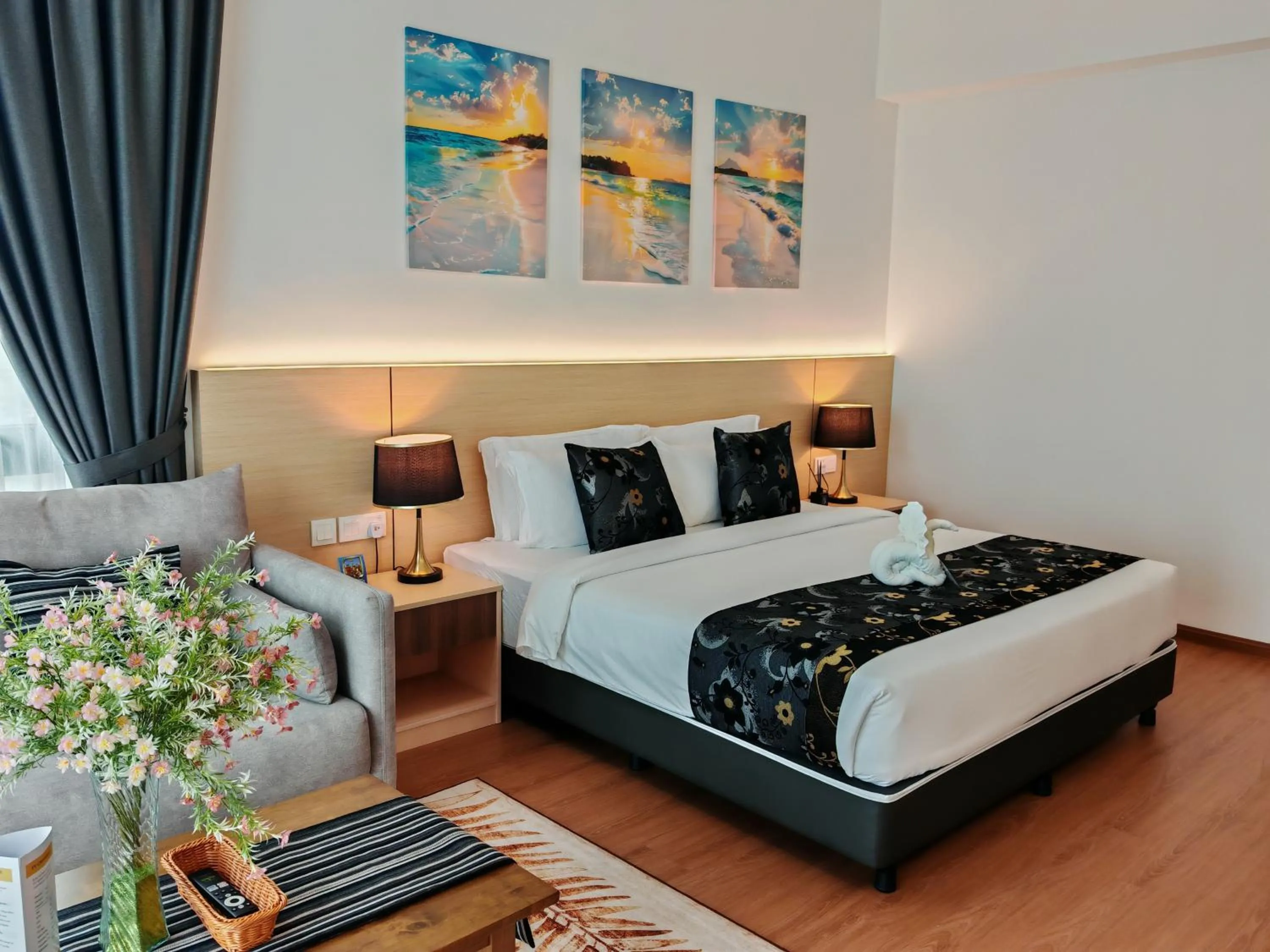 Bed in Swan Garden Resort Hotel