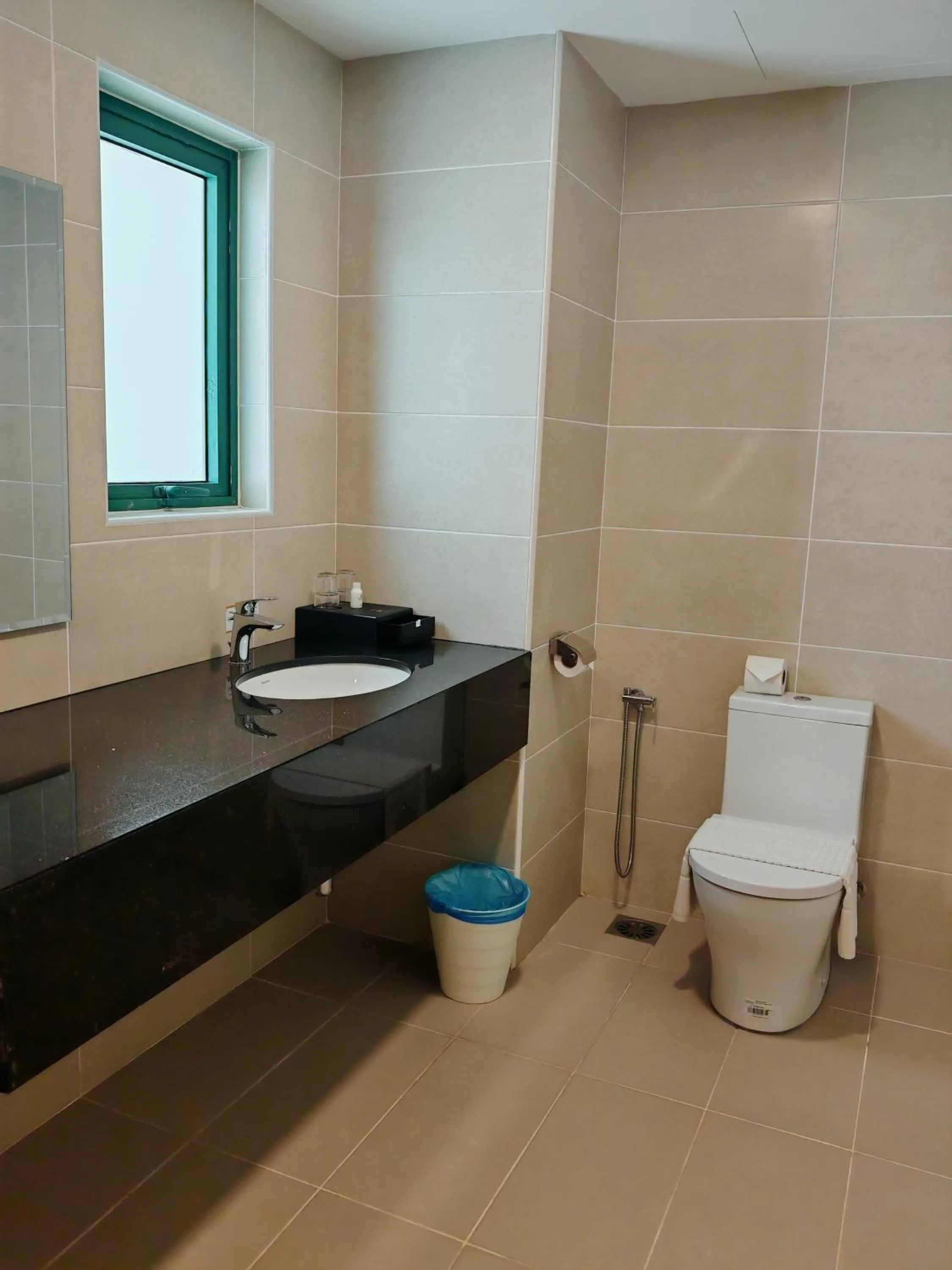 Toilet in Swan Garden Resort Hotel