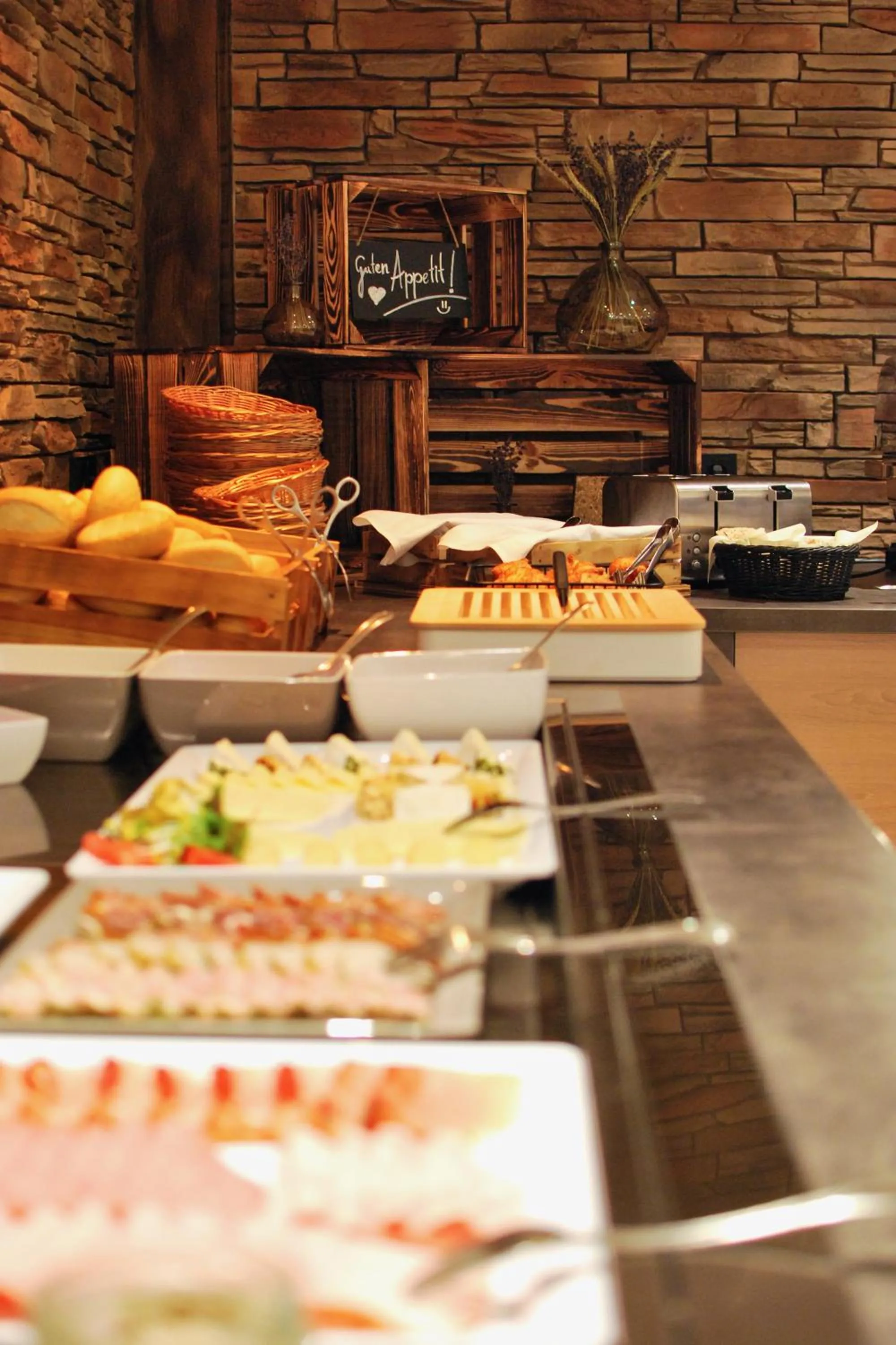 Food and drinks in Waldhotel Eiche