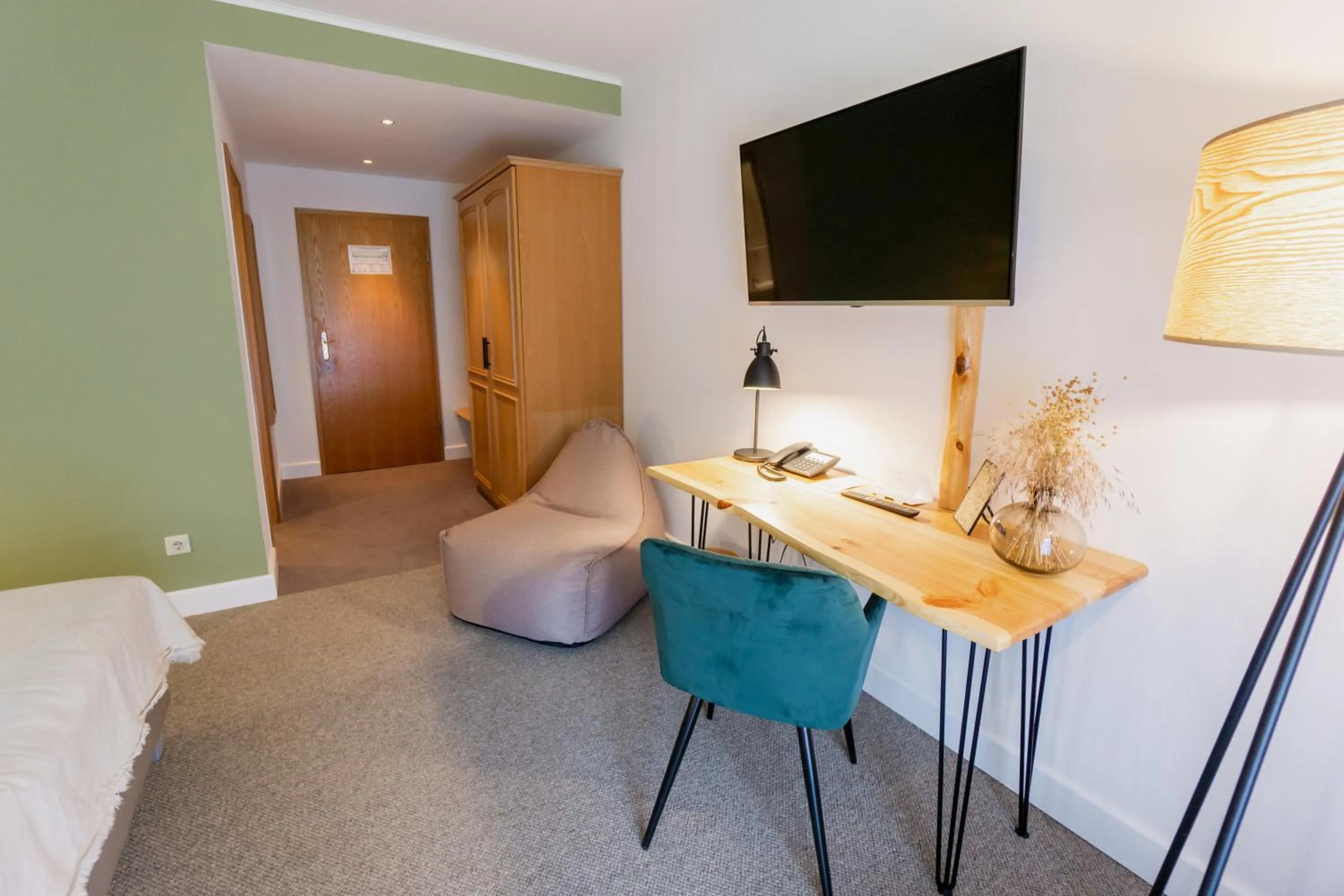 Photo of the whole room in Waldhotel Eiche