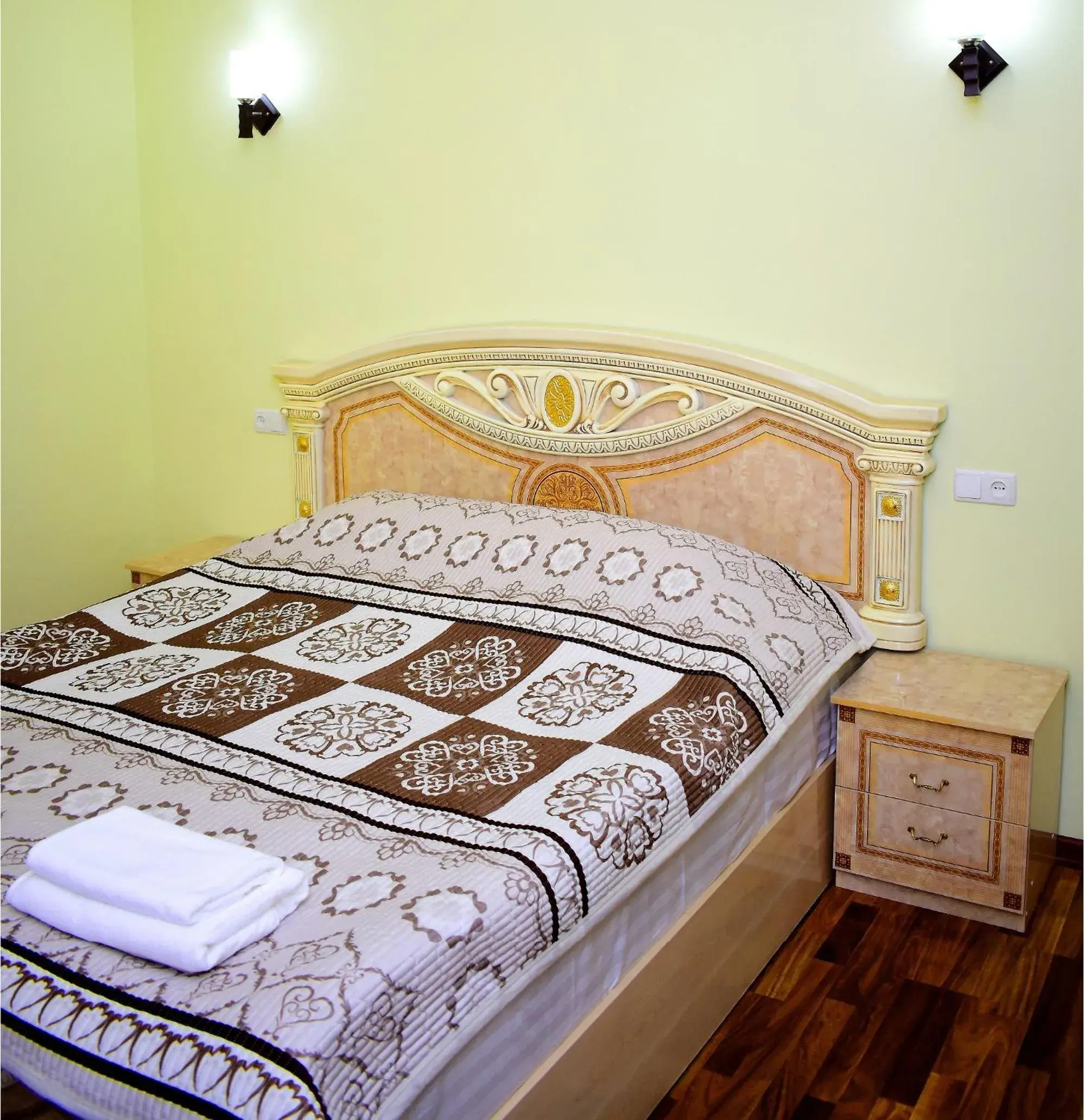 Deluxe Double Room with Shower in VOSTOK Deluxe Double Room with Shower in VOSTOK