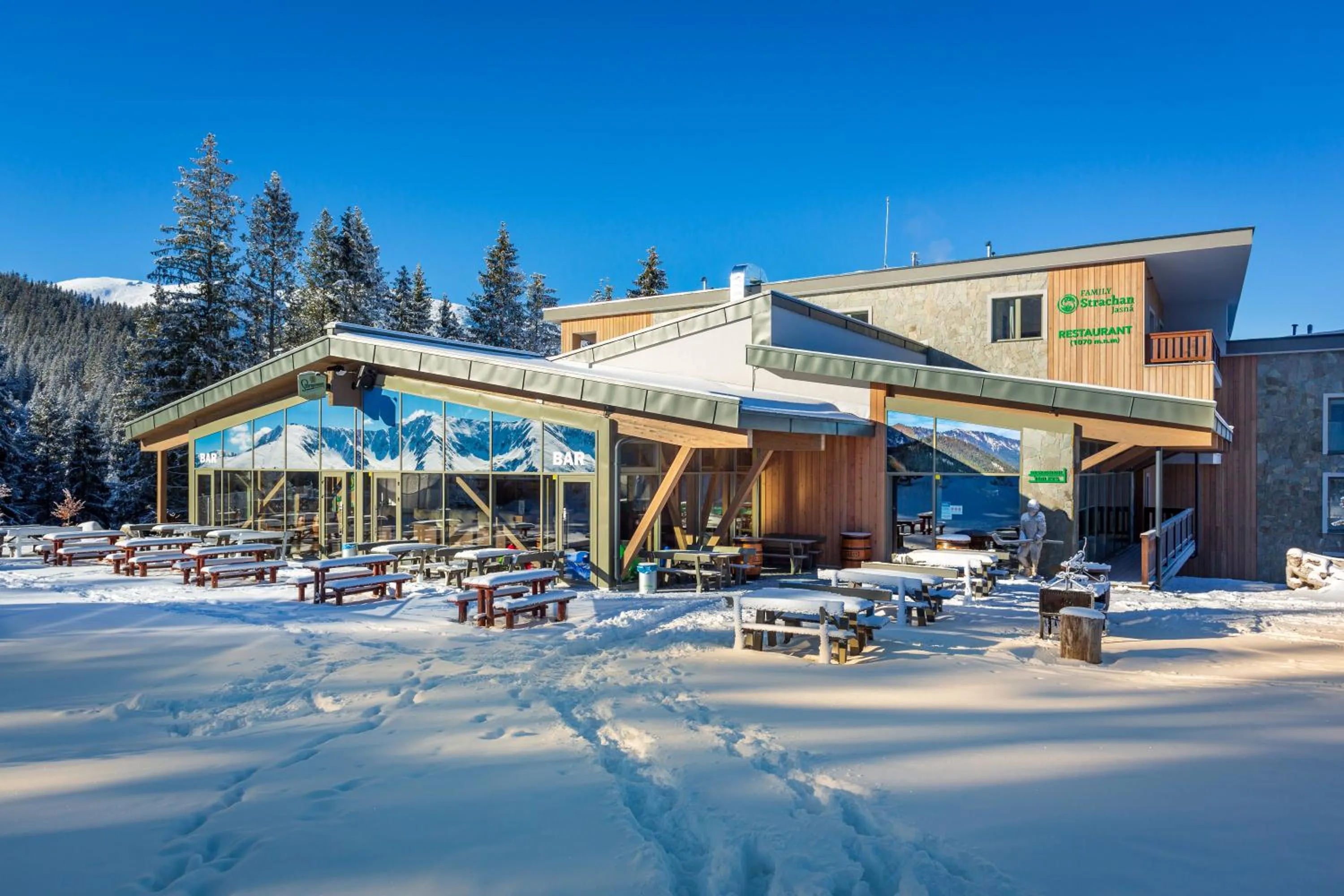 Property building in Hotel Strachan Family Jasná
