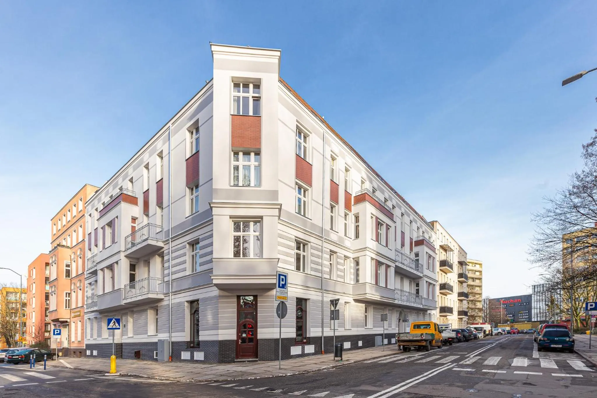 Facade/entrance in MARGI Absynth Apartament LARGE & COMFY