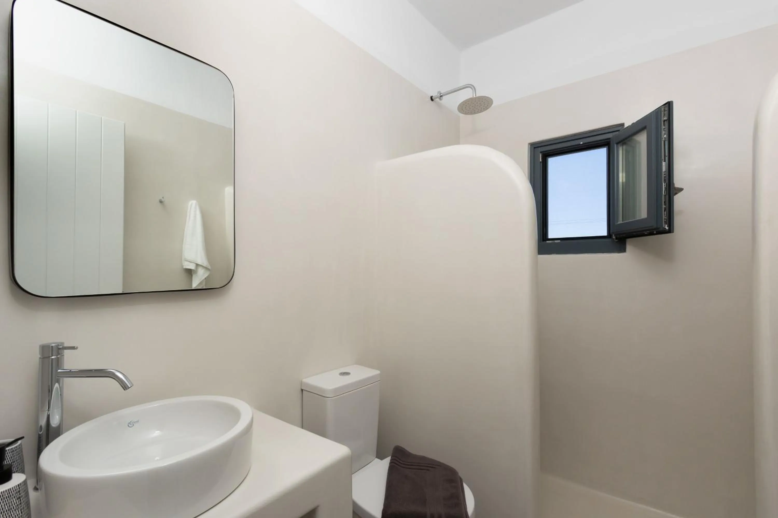 Bathroom in Archon Seaside Retreat