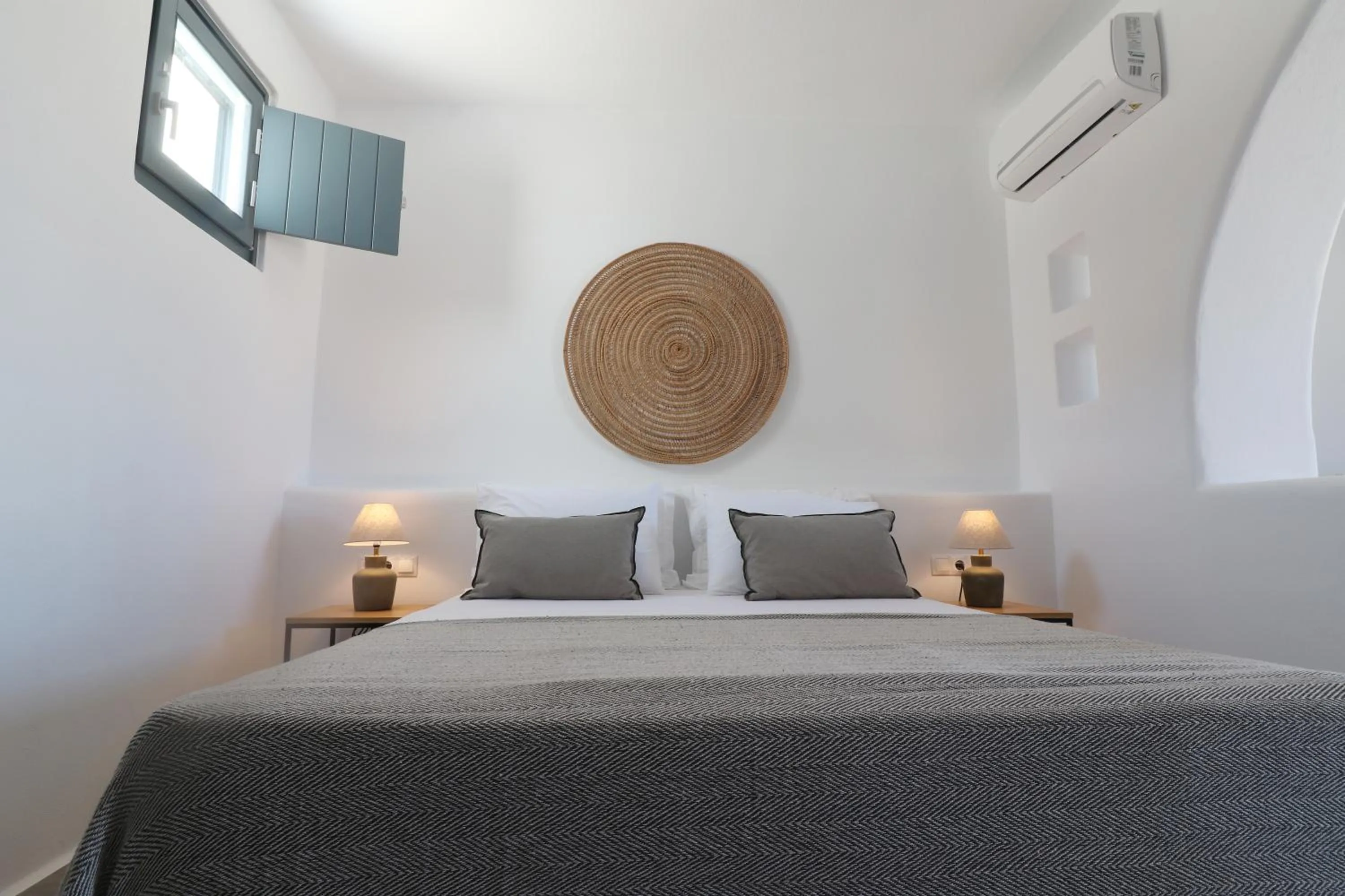 Bed in Archon Seaside Retreat