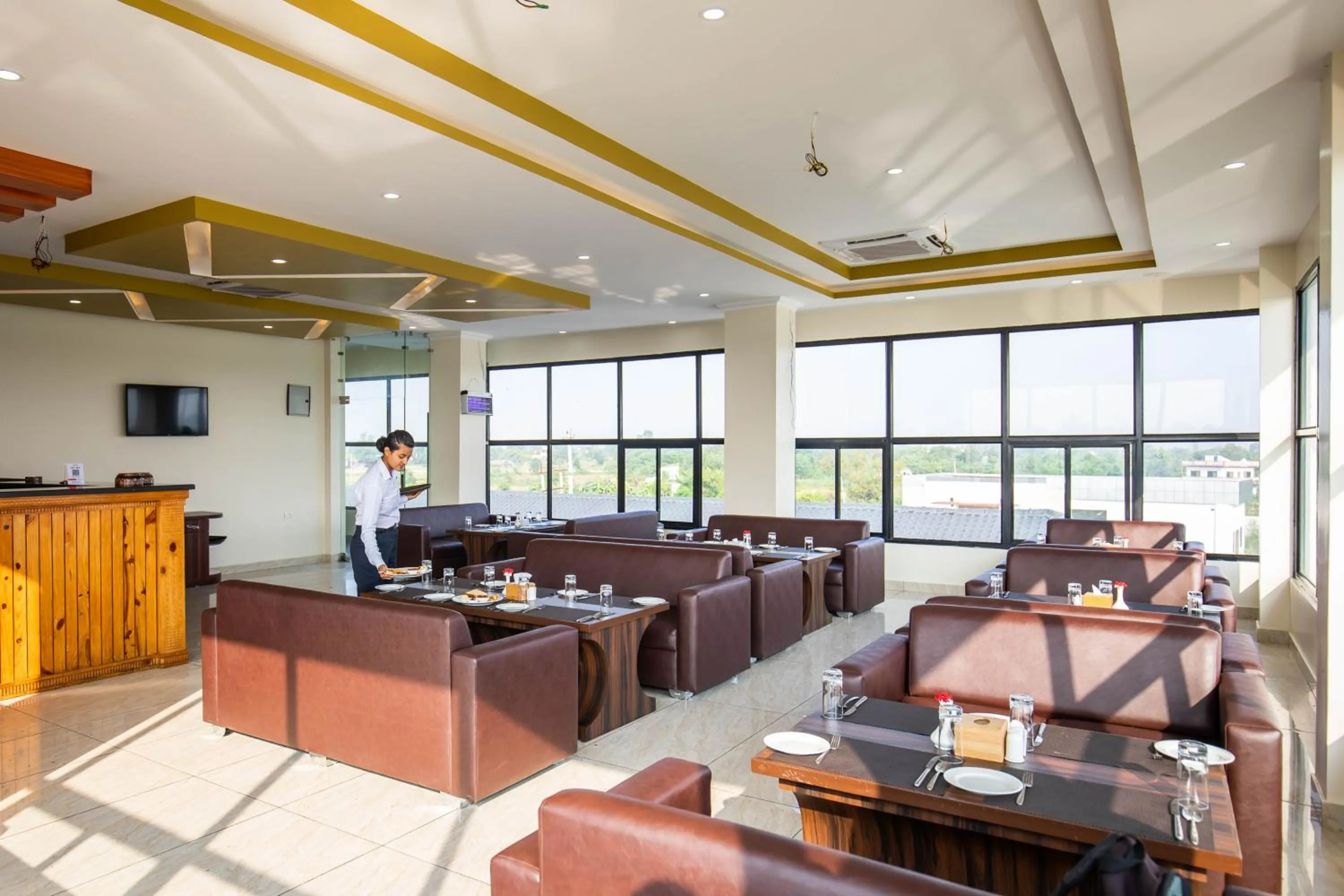 Restaurant/places to eat in Lumbini Palace Resort