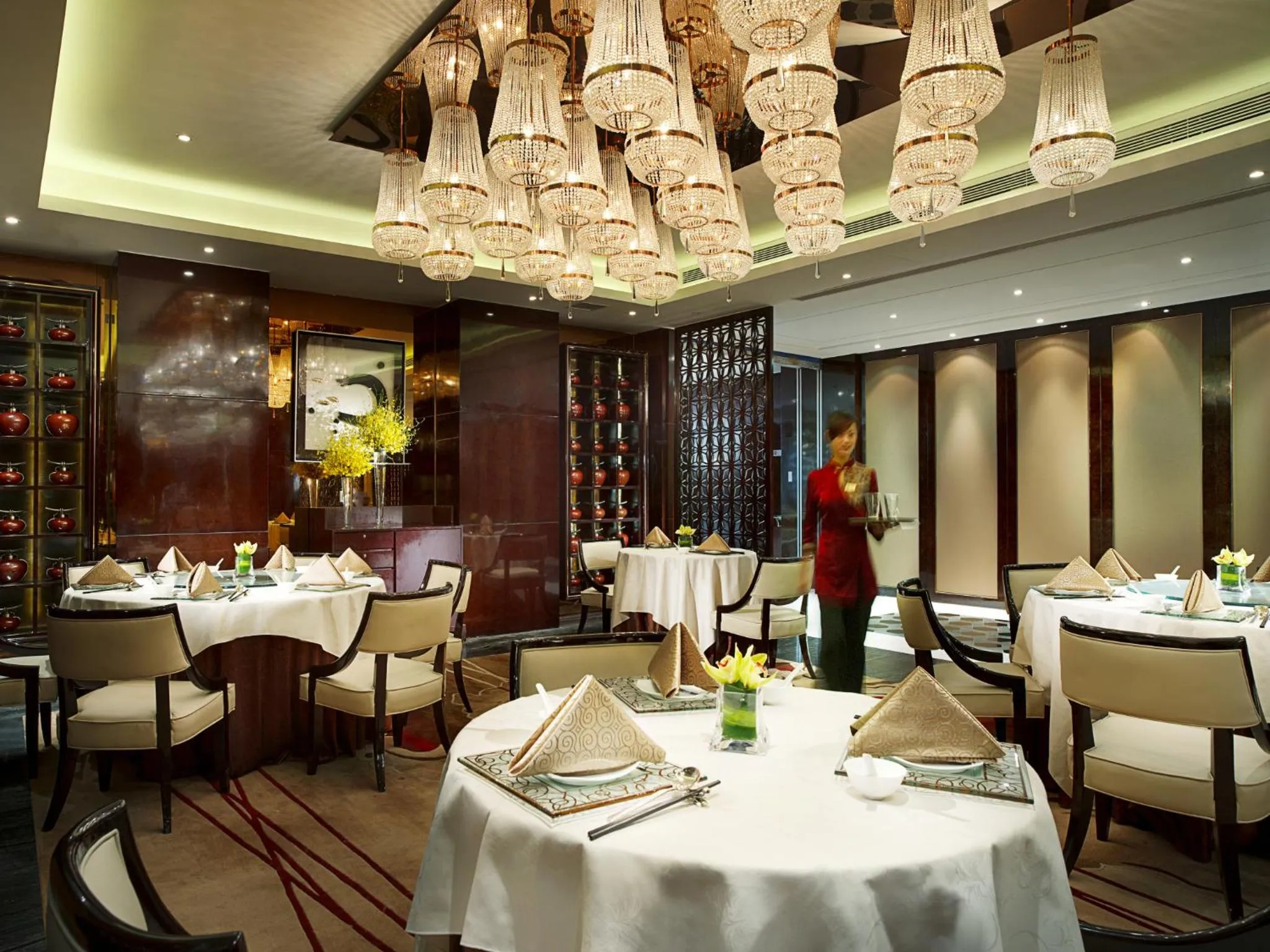 Restaurant/places to eat in Sofitel Nanjing Galaxy