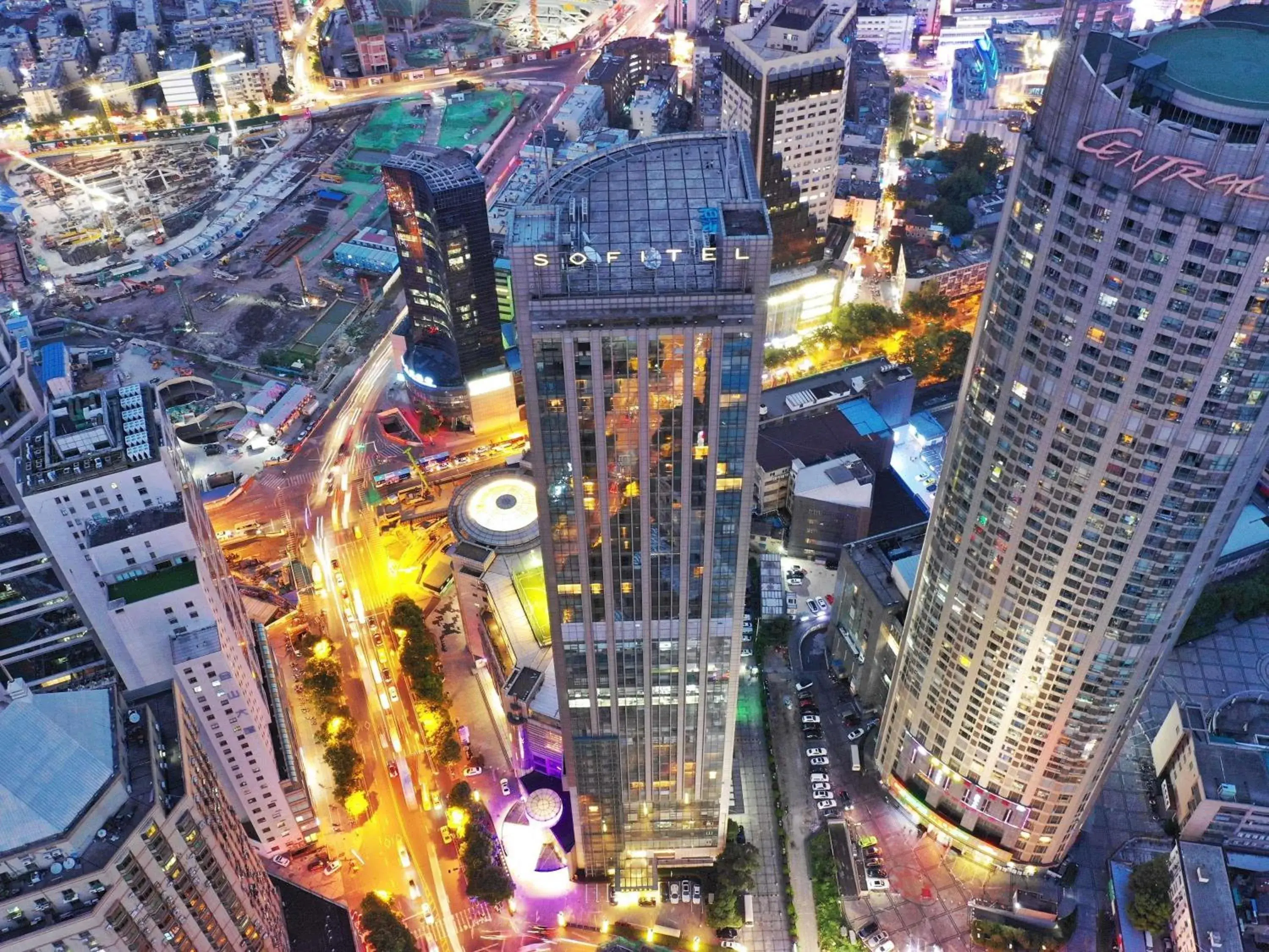 Property building in Sofitel Nanjing Galaxy Property building in Sofitel Nanjing Galaxy