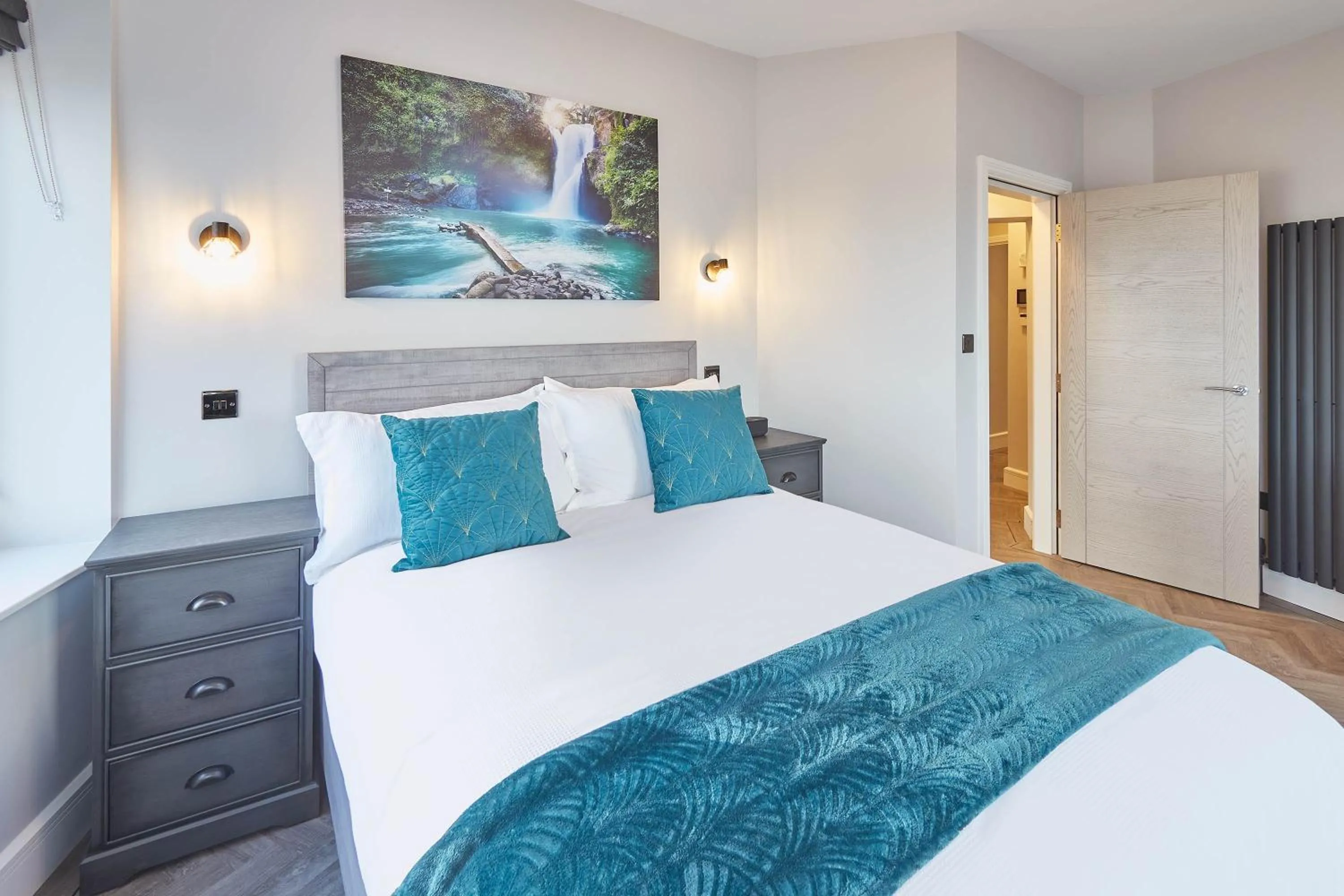 Bed in Host & Stay - Bellevue Apartments