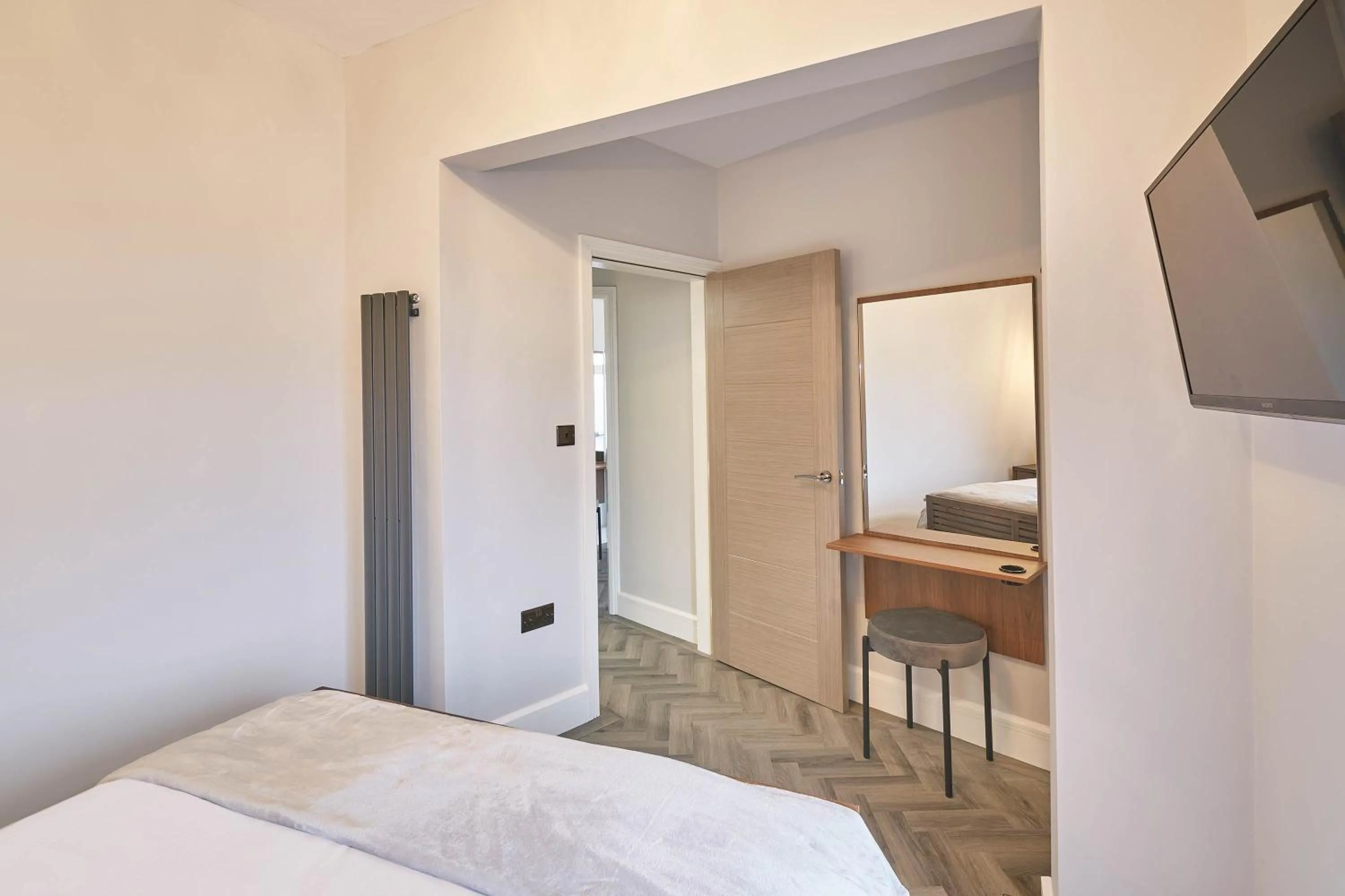 Bed in Host & Stay - Bellevue Apartments