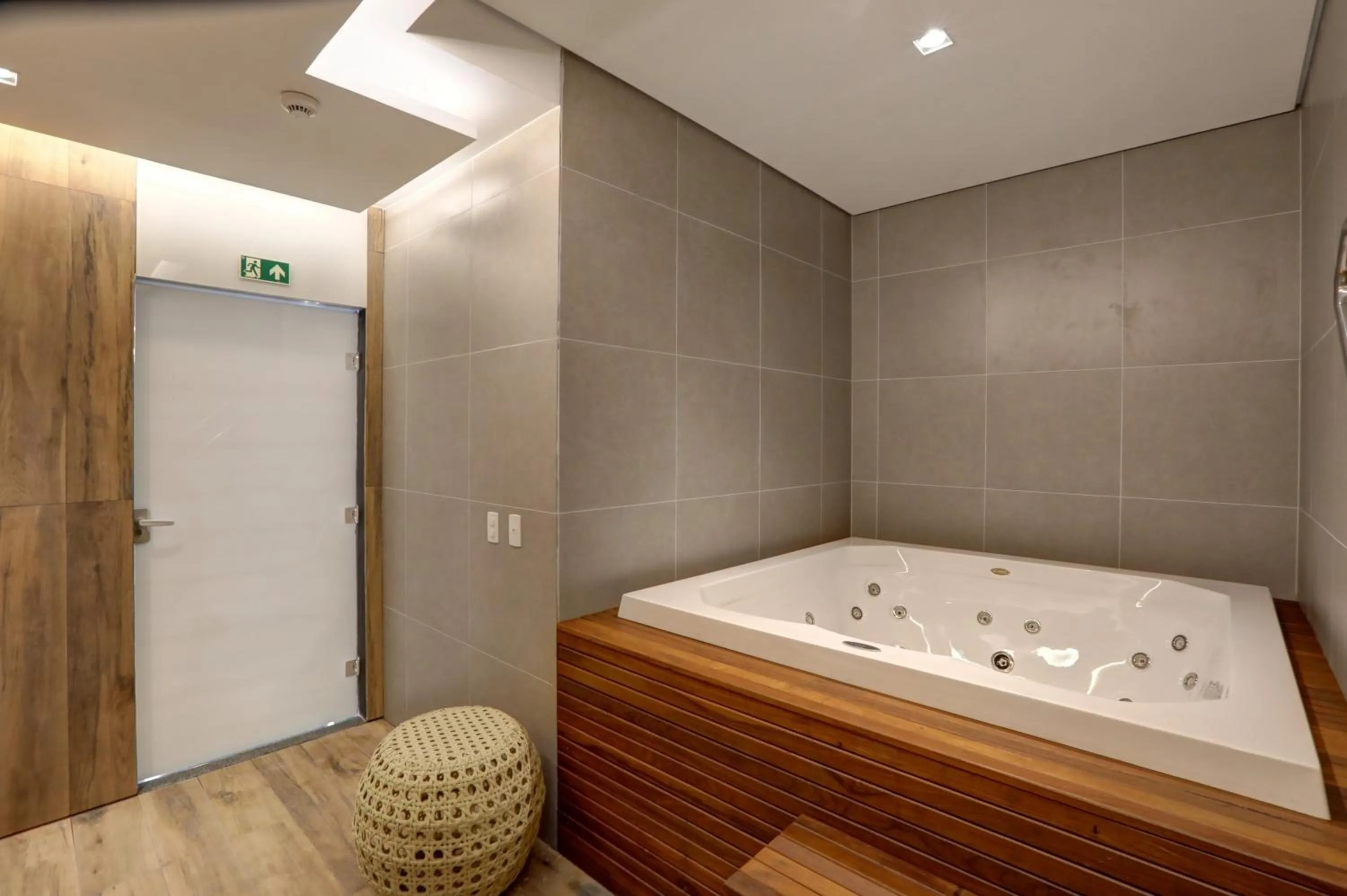 Hot Tub in Comfort Hotel Guarulhos Aeroporto