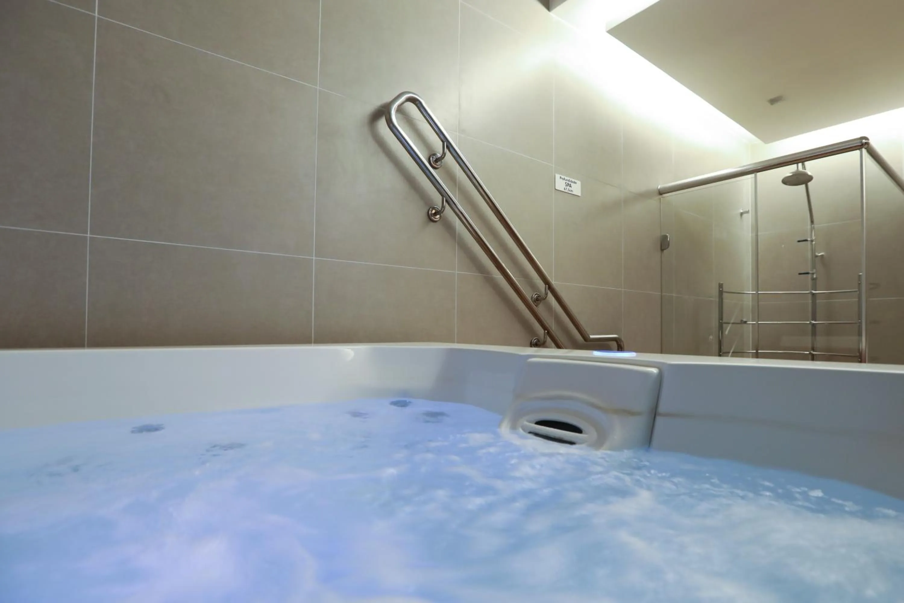 Hot Tub in Comfort Hotel Guarulhos Aeroporto
