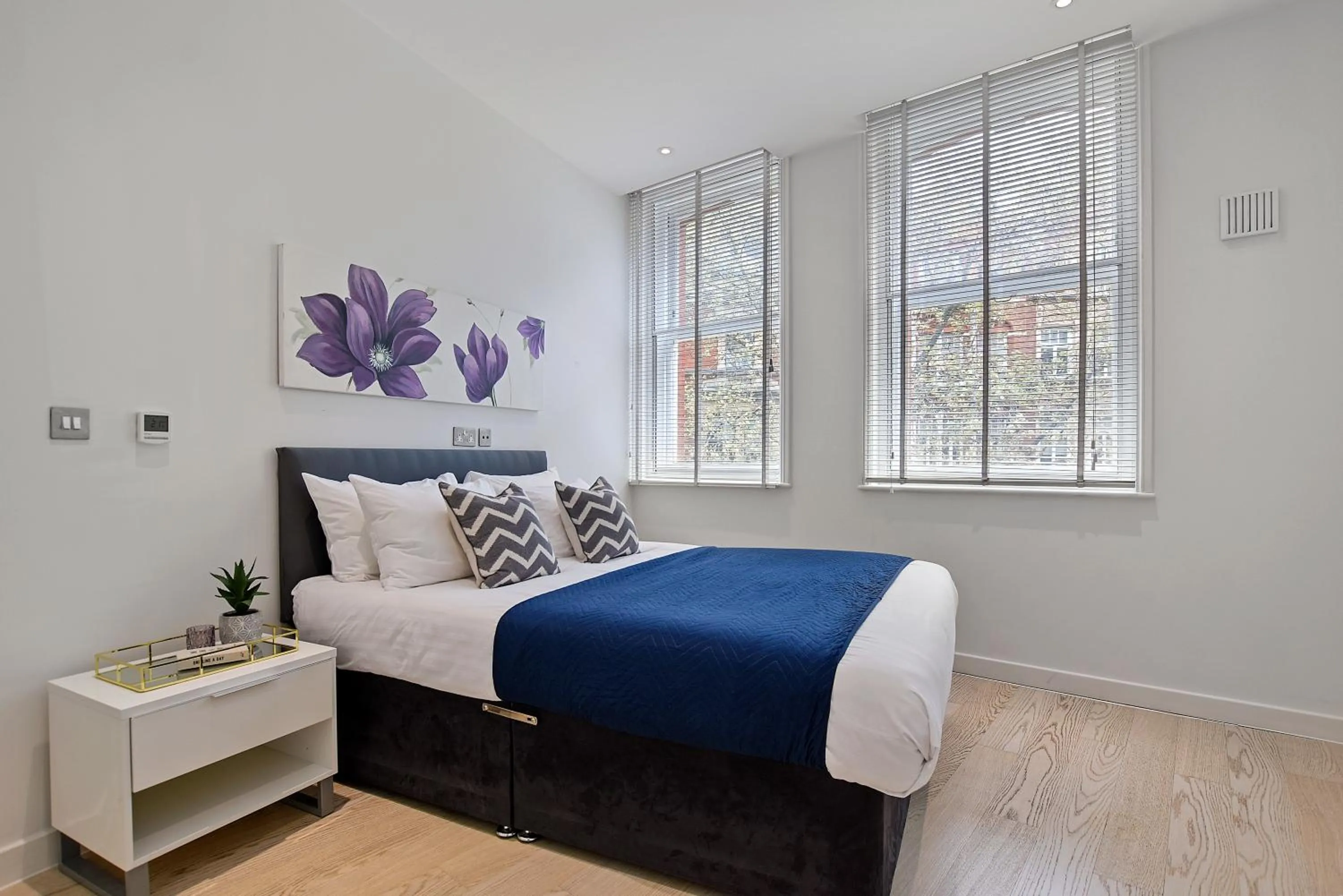 Bed in West Street by Aeria Apartments