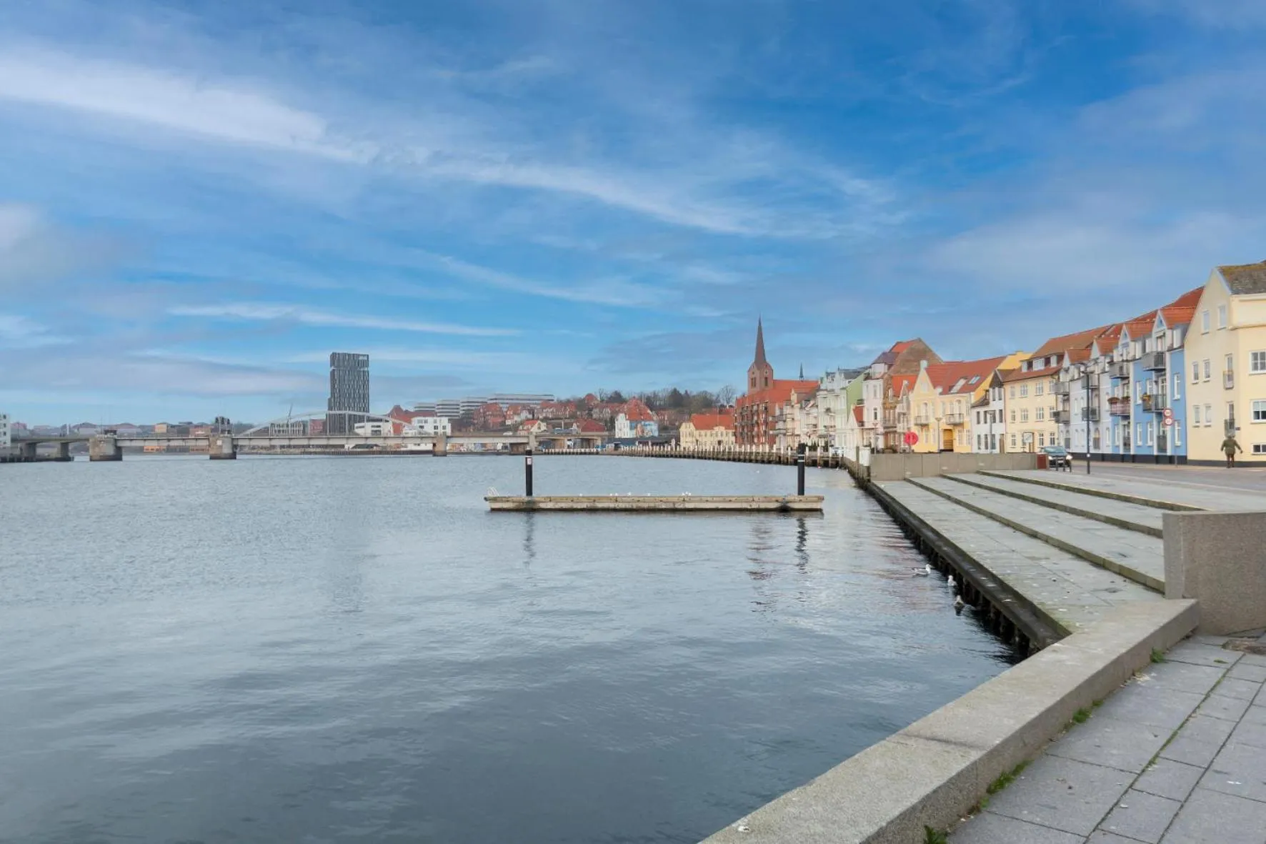 Neighbourhood in Harbour Walk