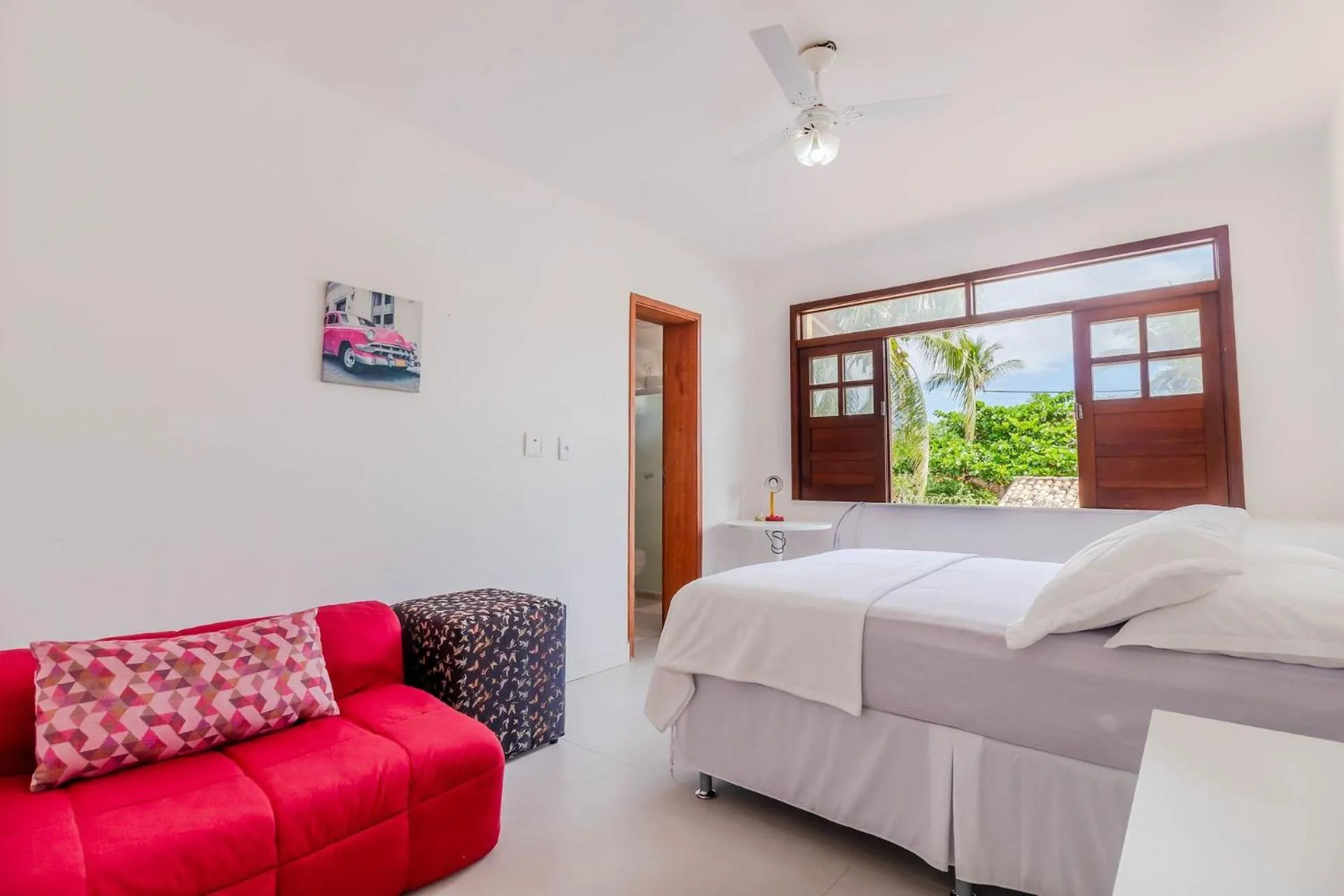 Bedroom, Bed in IP01 Casa 5 Suítes a 100m da Praia Pedra do Sal