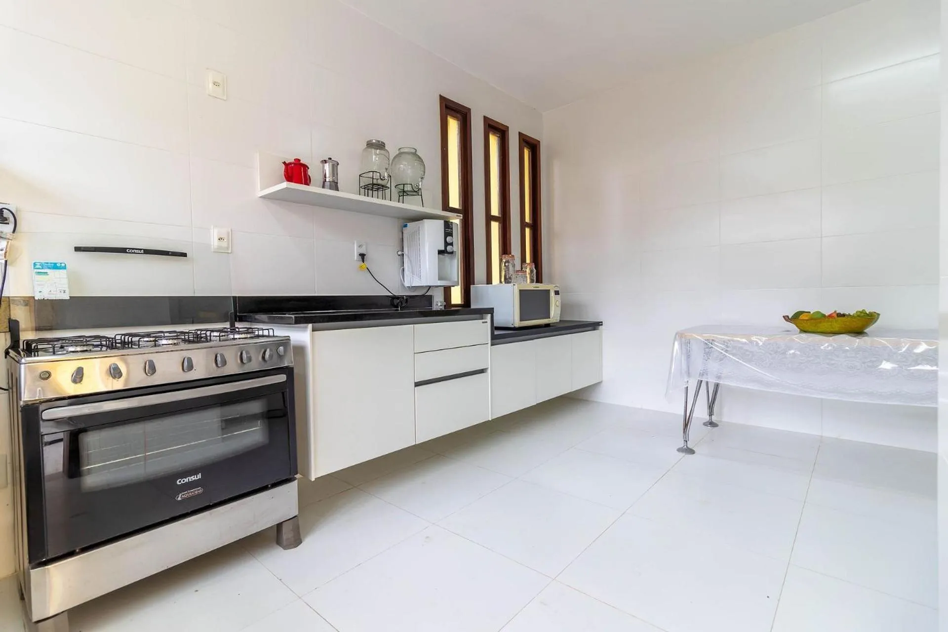 Kitchen or kitchenette in IP01 Casa 5 Suítes a 100m da Praia Pedra do Sal