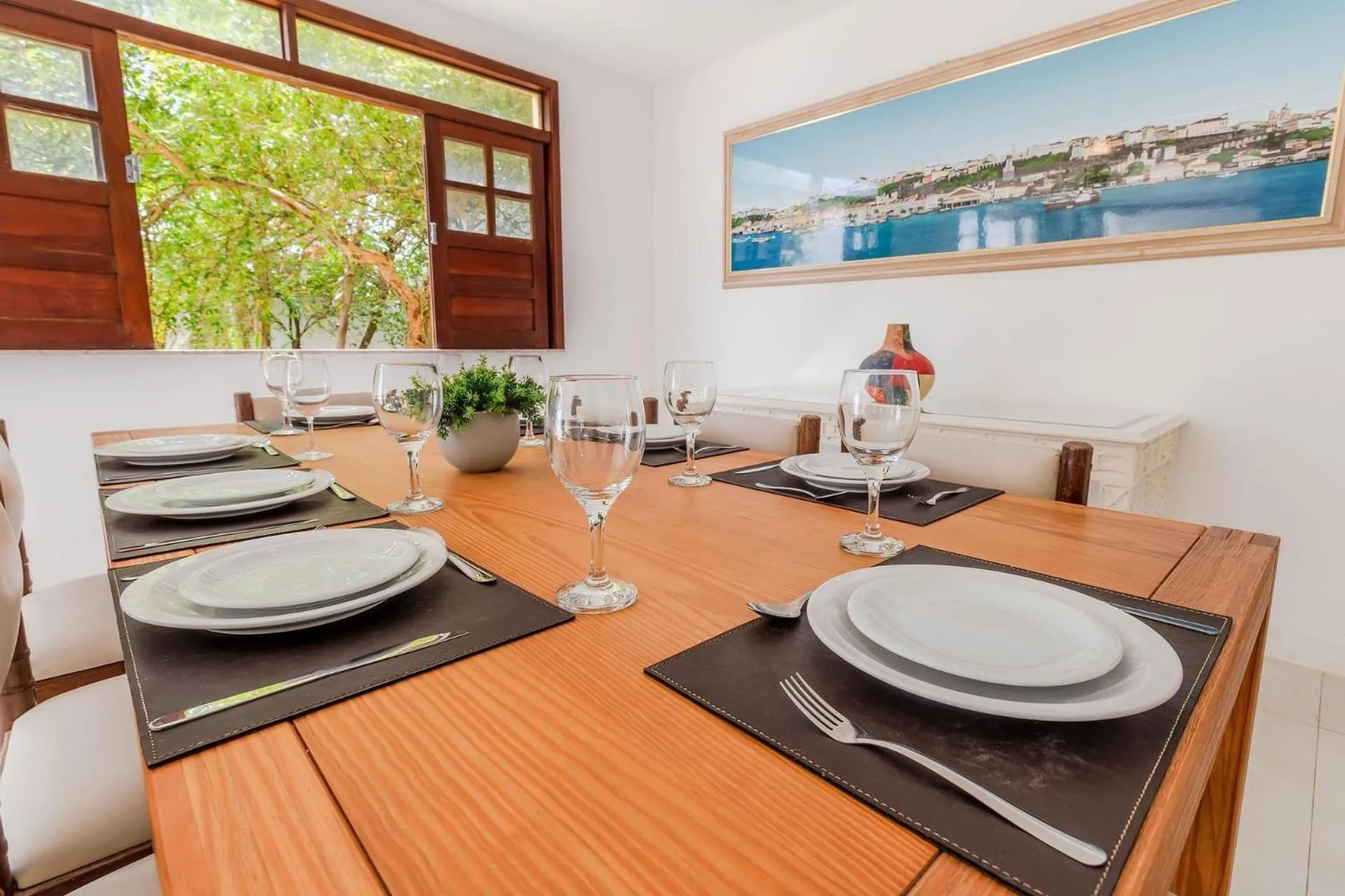 Dining area in IP01 Casa 5 Suítes a 100m da Praia Pedra do Sal