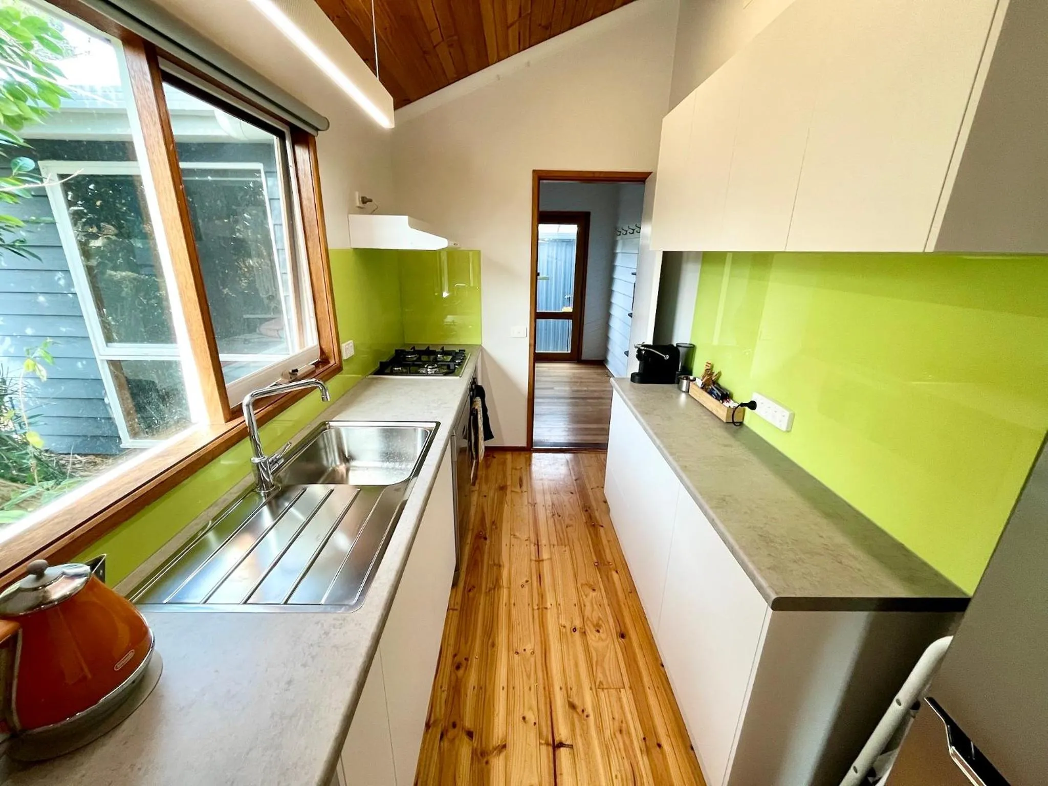 Coffee/tea facilities in The Views Cottage