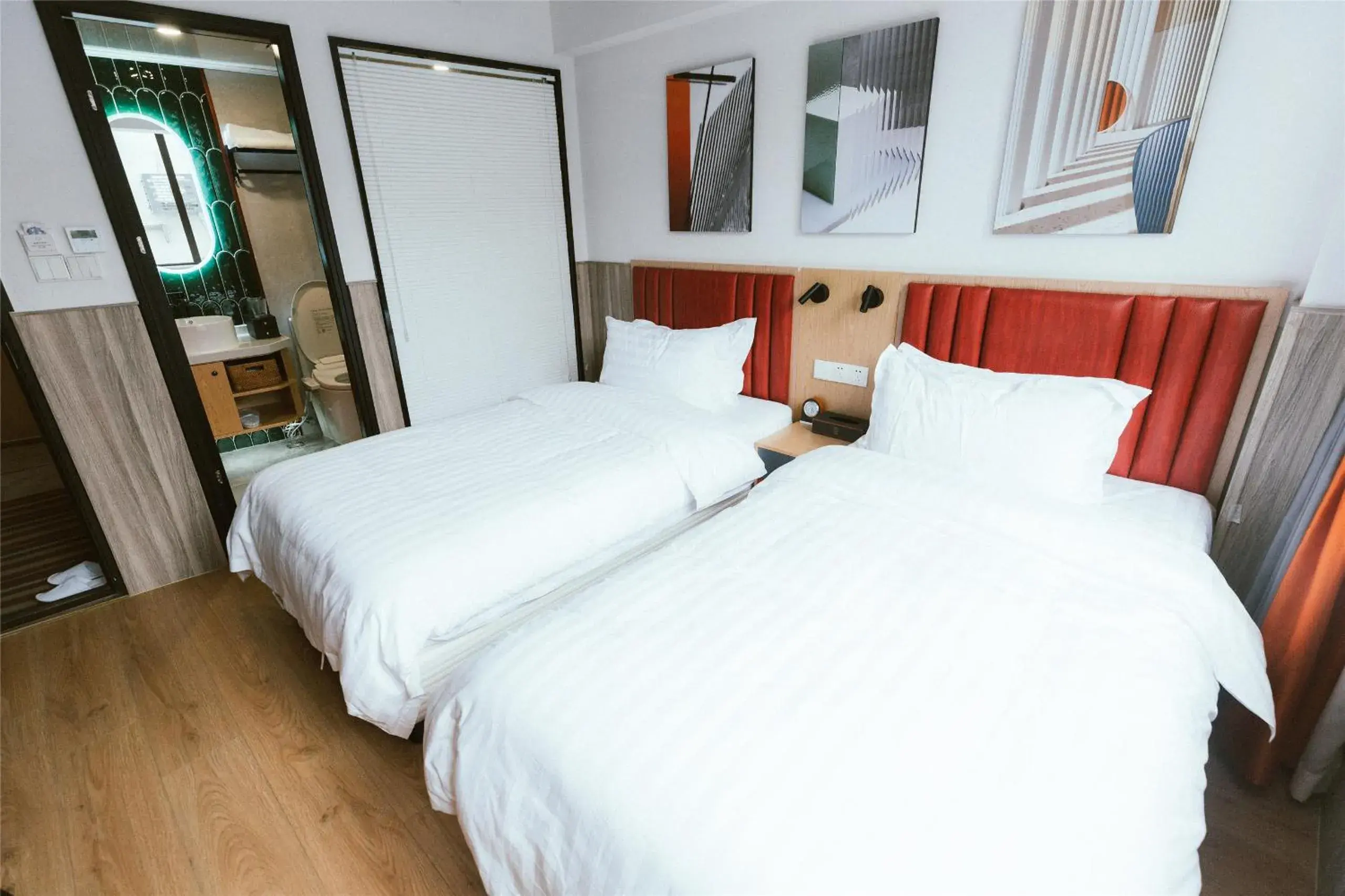 Bed in Shanghai Fish Inn People Square Bed in Shanghai Fish Inn People Square