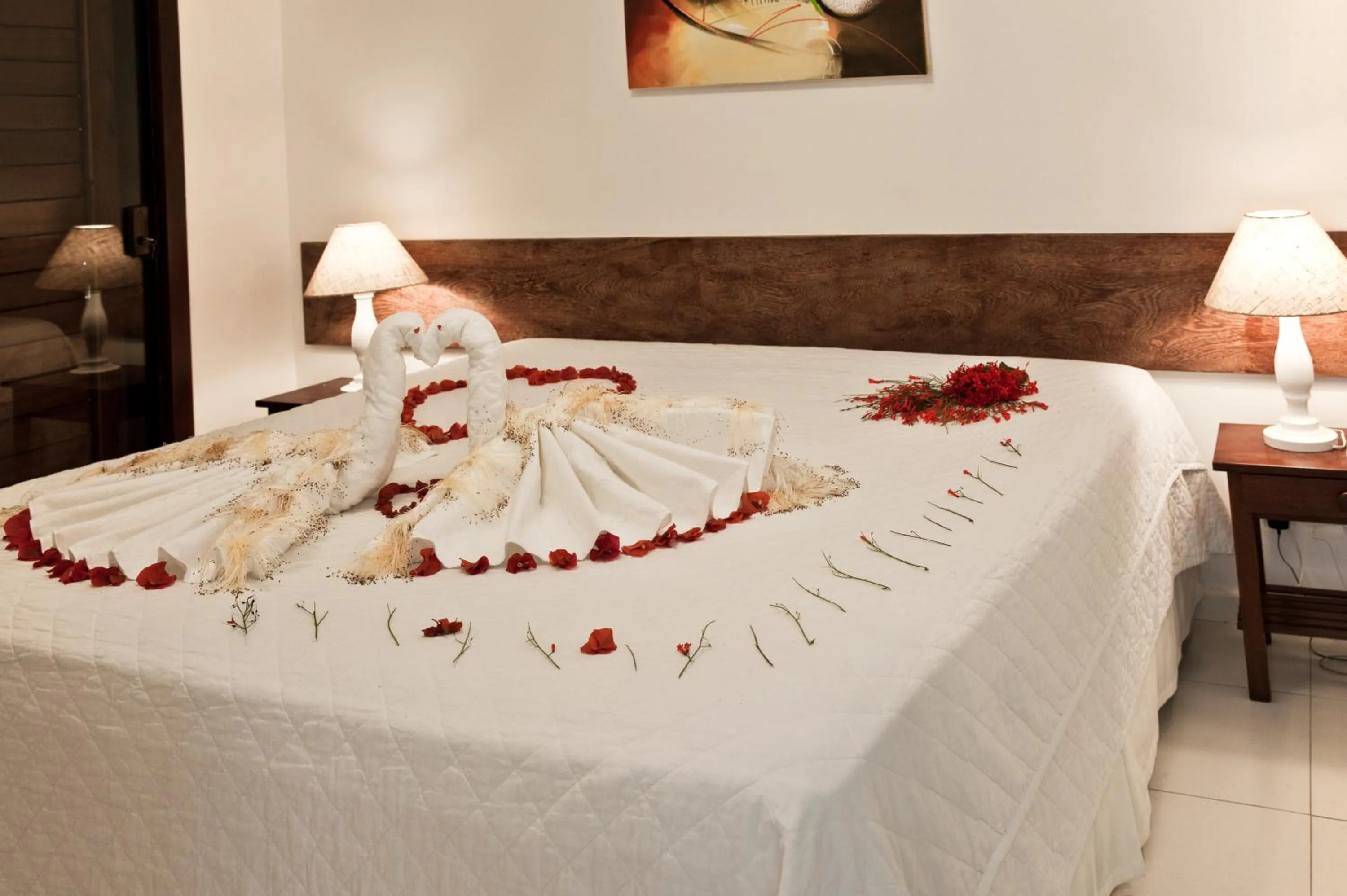 Bed in La Boheme Hotel e Apart Hotel