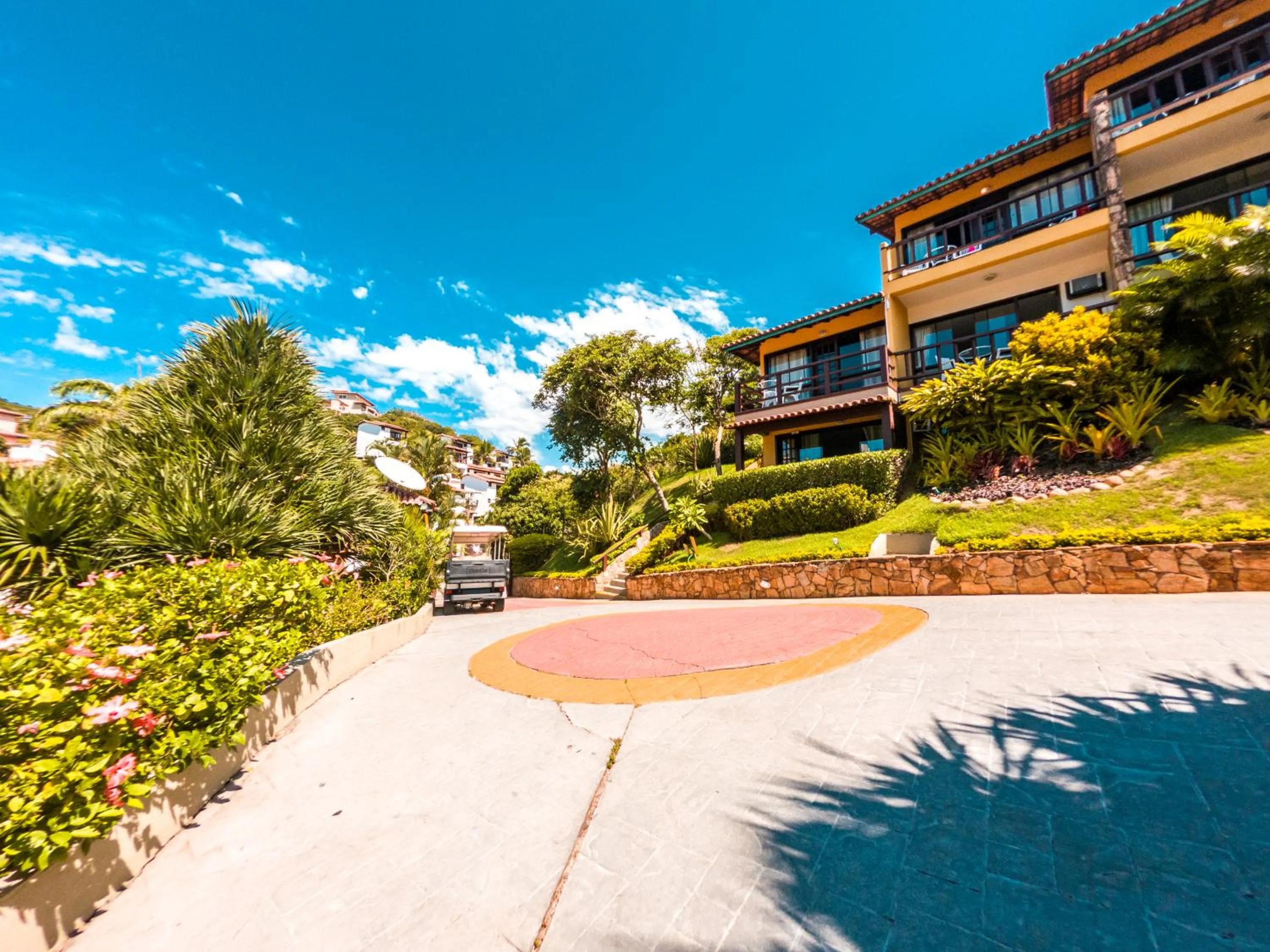 Property building in La Boheme Hotel e Apart Hotel