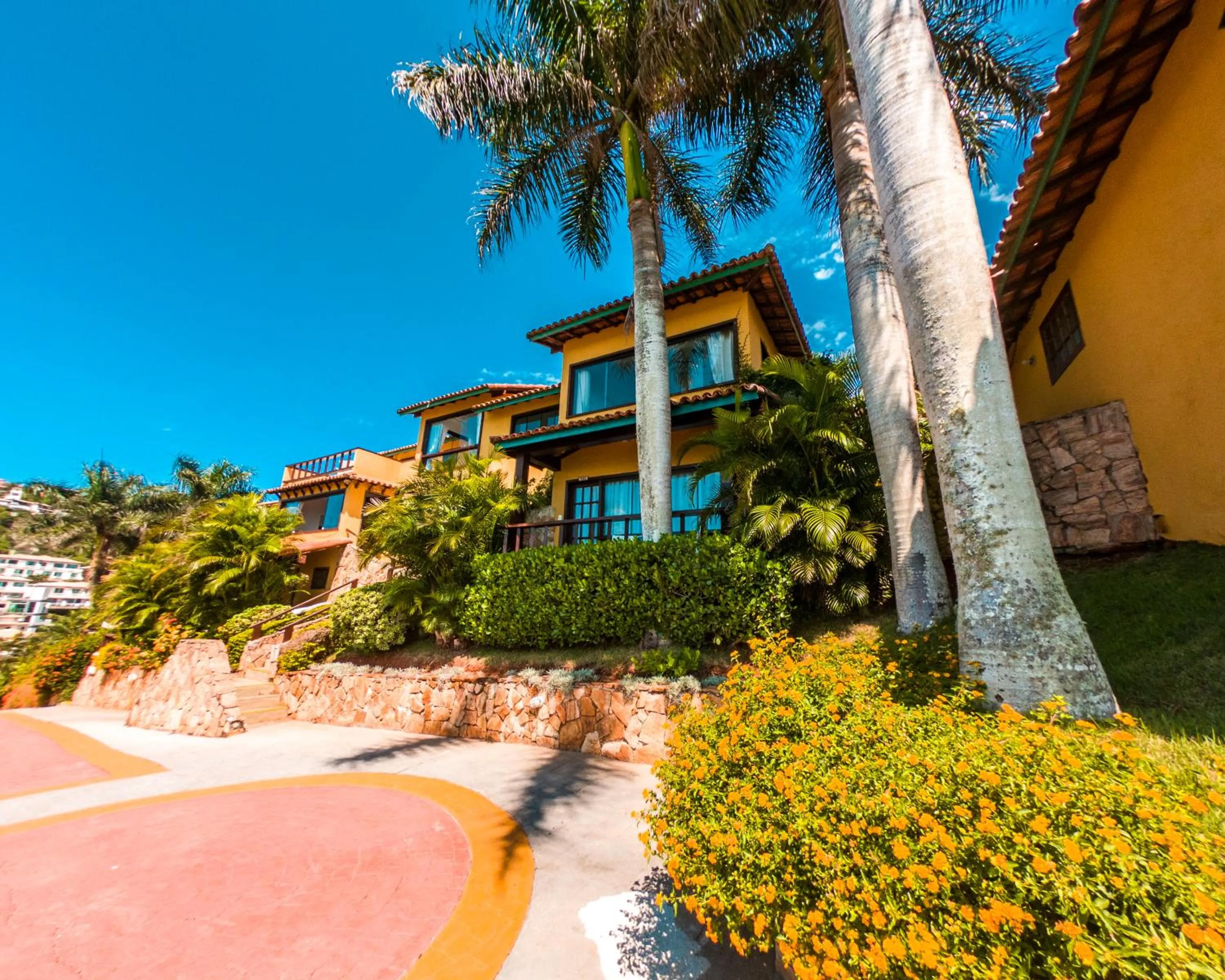 Property building in La Boheme Hotel e Apart Hotel