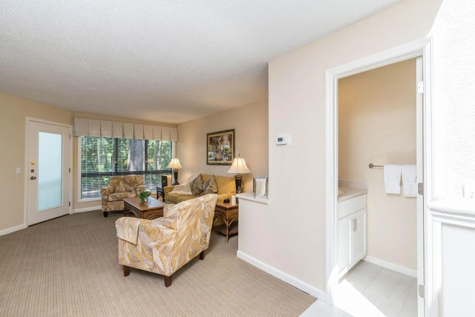 Living room in Coral Reef Resort