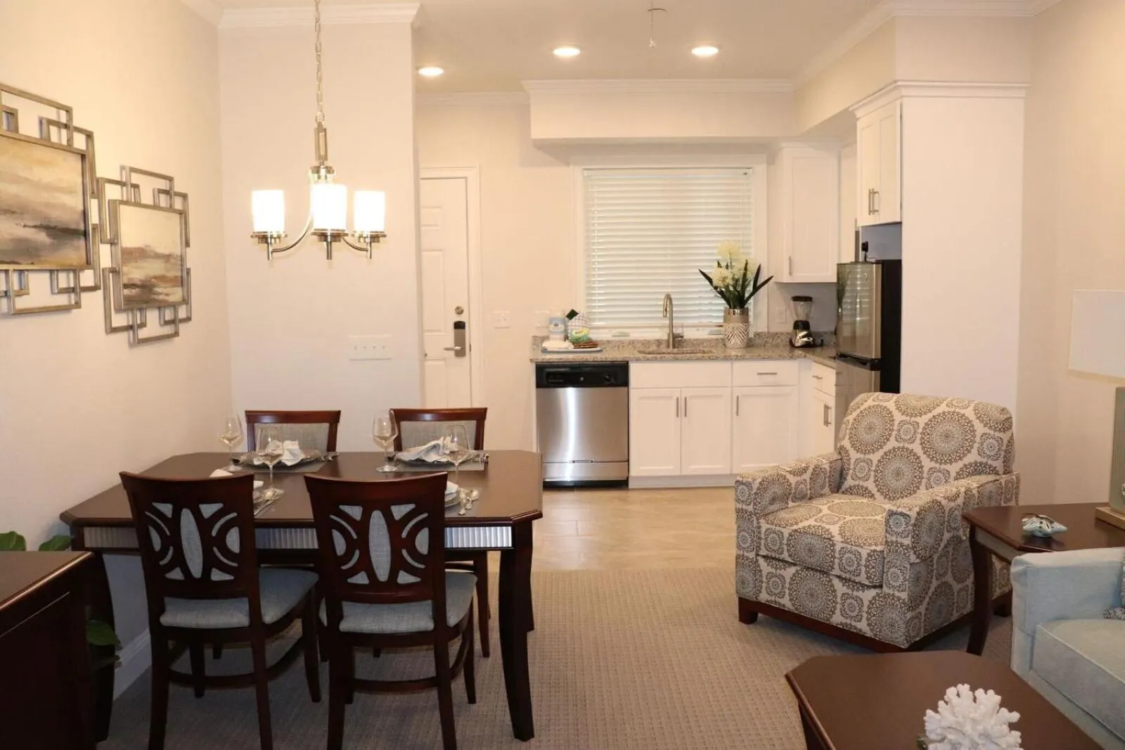 Kitchen or kitchenette in Coral Sands Resort by Palmera