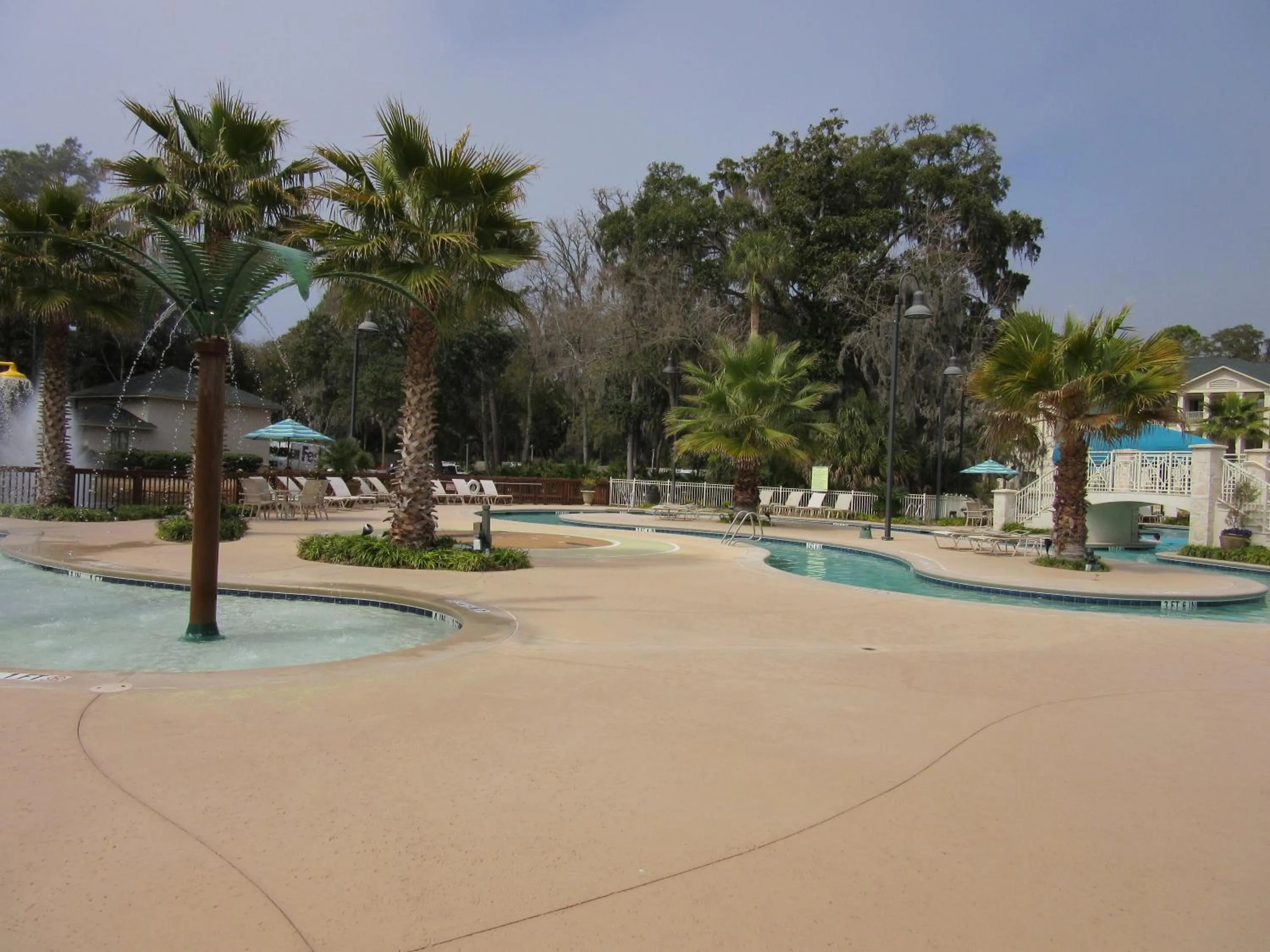 Swimming pool in Coral Sands Resort by Palmera