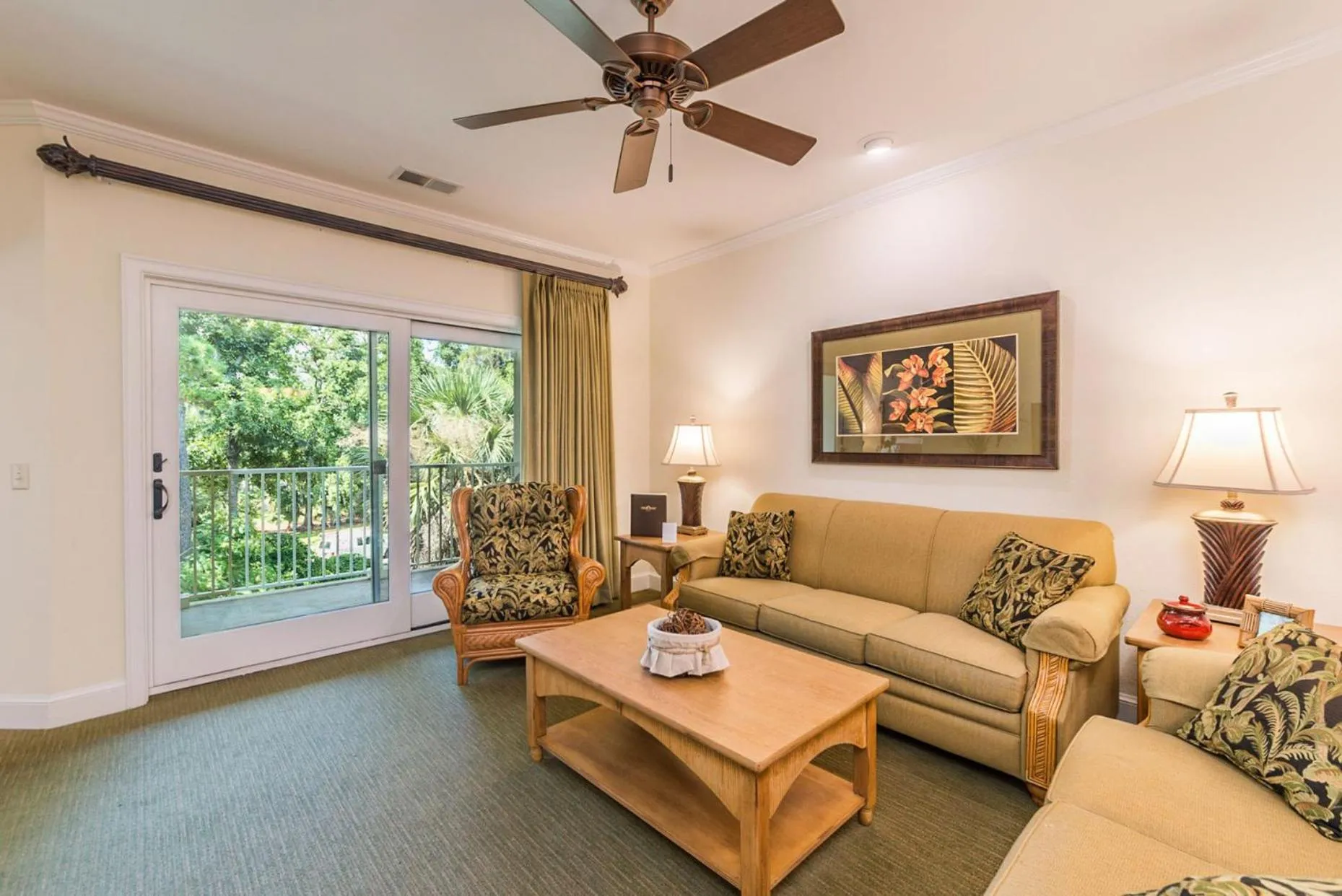 Living room in Coral Sands Resort by Palmera