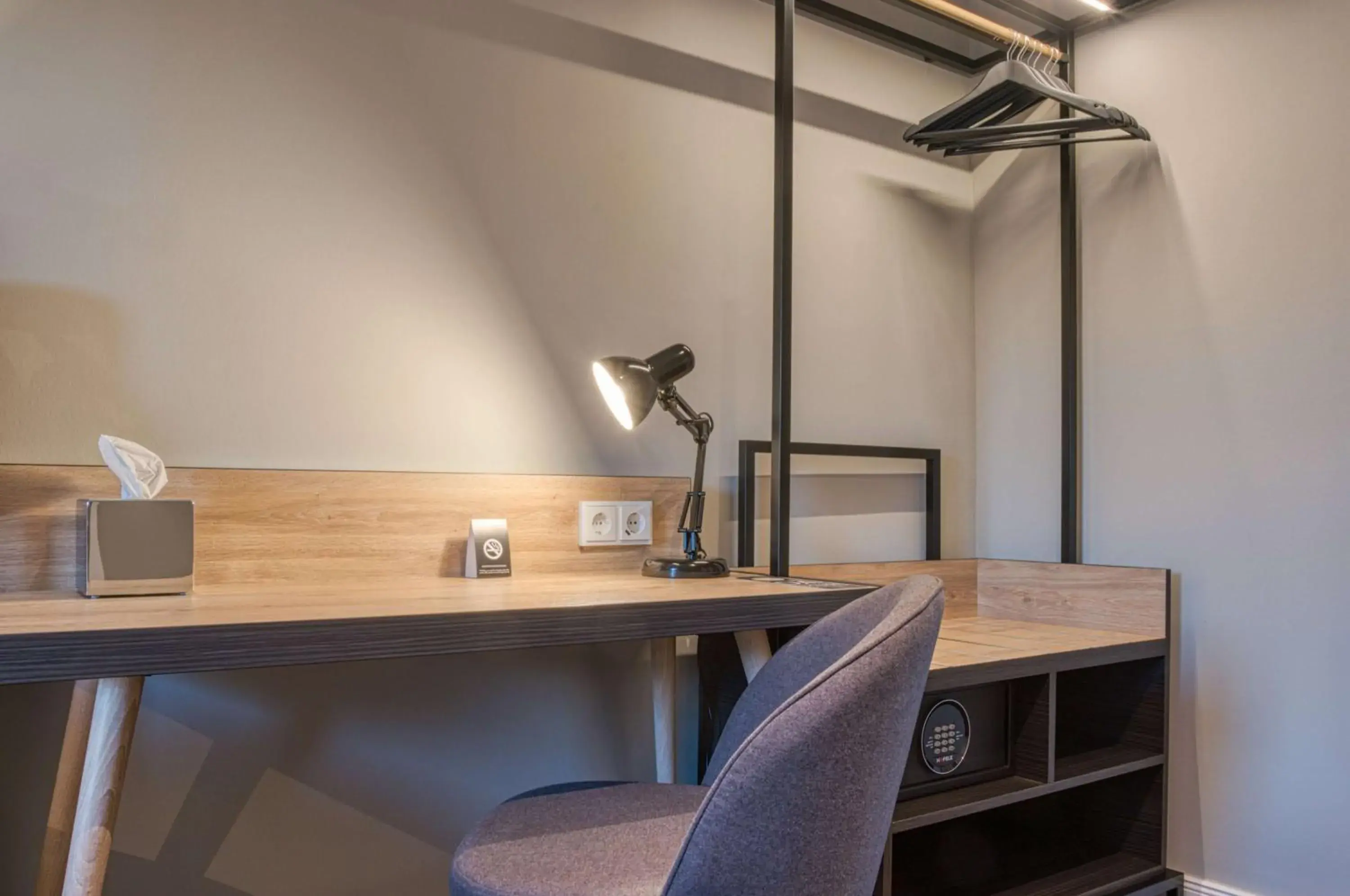 Photo of the whole room in Boutique 53 & 56 Hamburg City, Trademark Collection by Wyndham Photo of the whole room in Boutique 53 & 56 Hamburg City, Trademark Collection by Wyndham