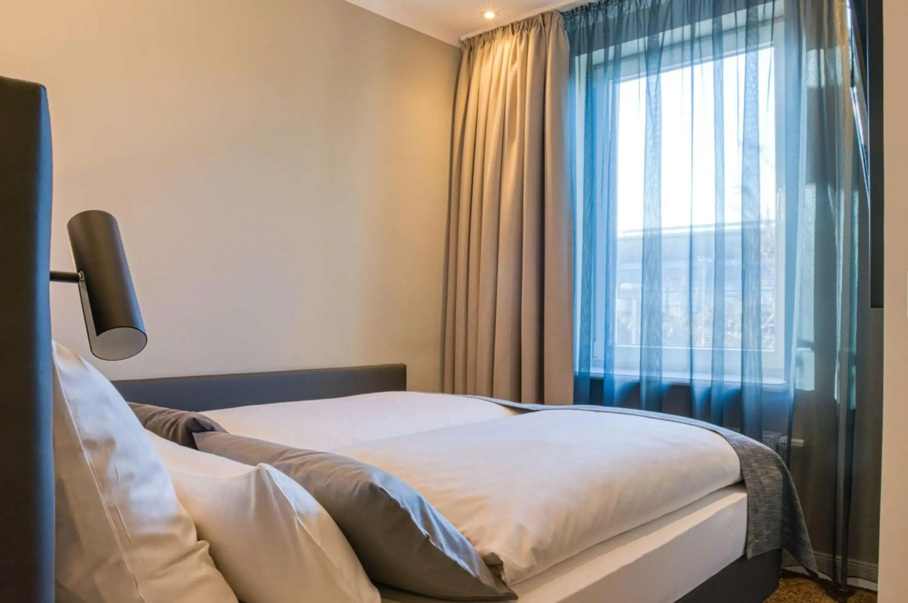 Photo of the whole room, Bed in Boutique 53 & 56 Hamburg City, Trademark Collection by Wyndham Photo of the whole room, Bed in Boutique 53 & 56 Hamburg City, Trademark Collection by Wyndham