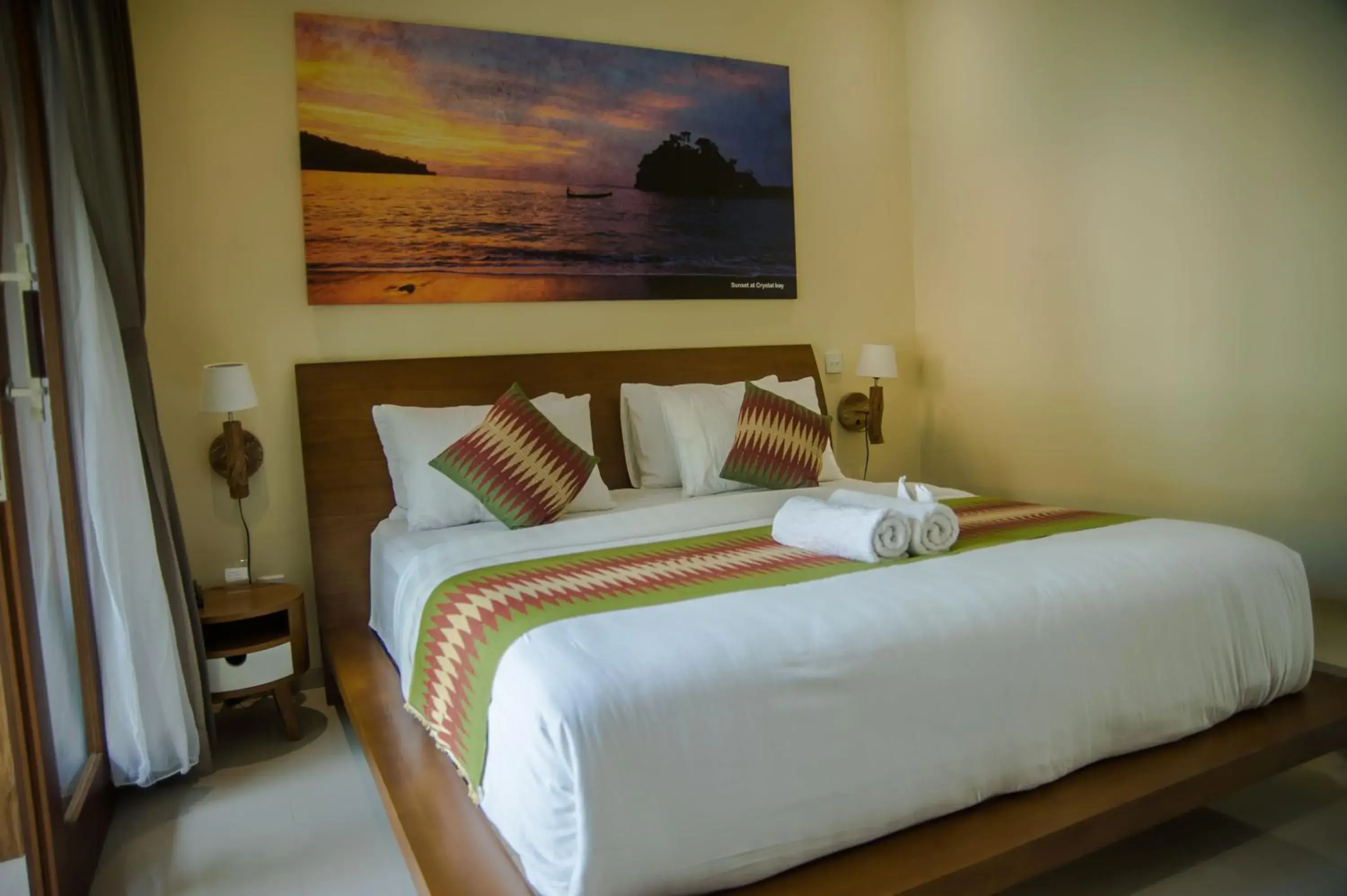 Deluxe Room with Private Balcony in Akatara Hotel Deluxe Room with Private Balcony in Akatara Hotel