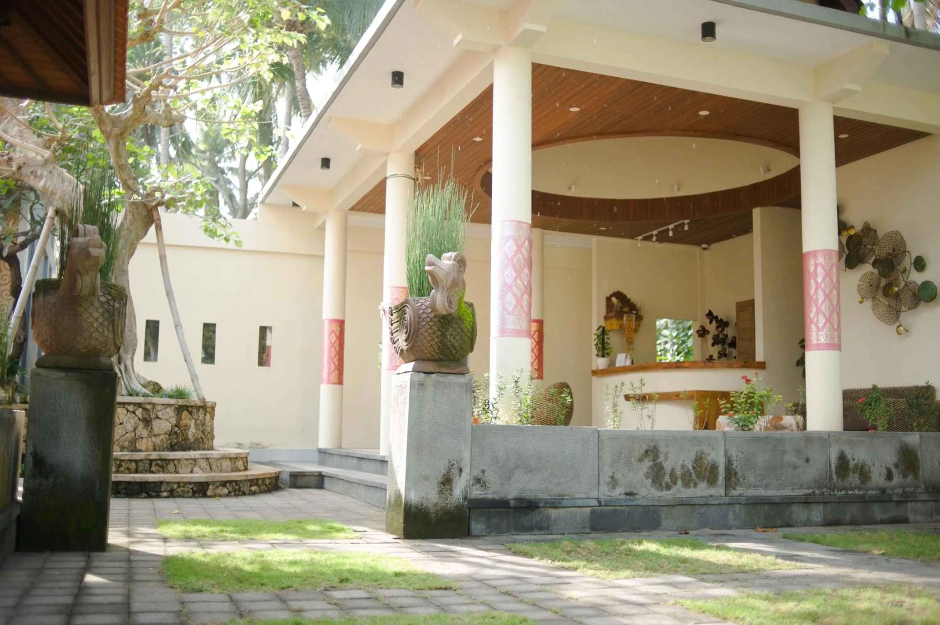 Facade/entrance in Akatara Hotel