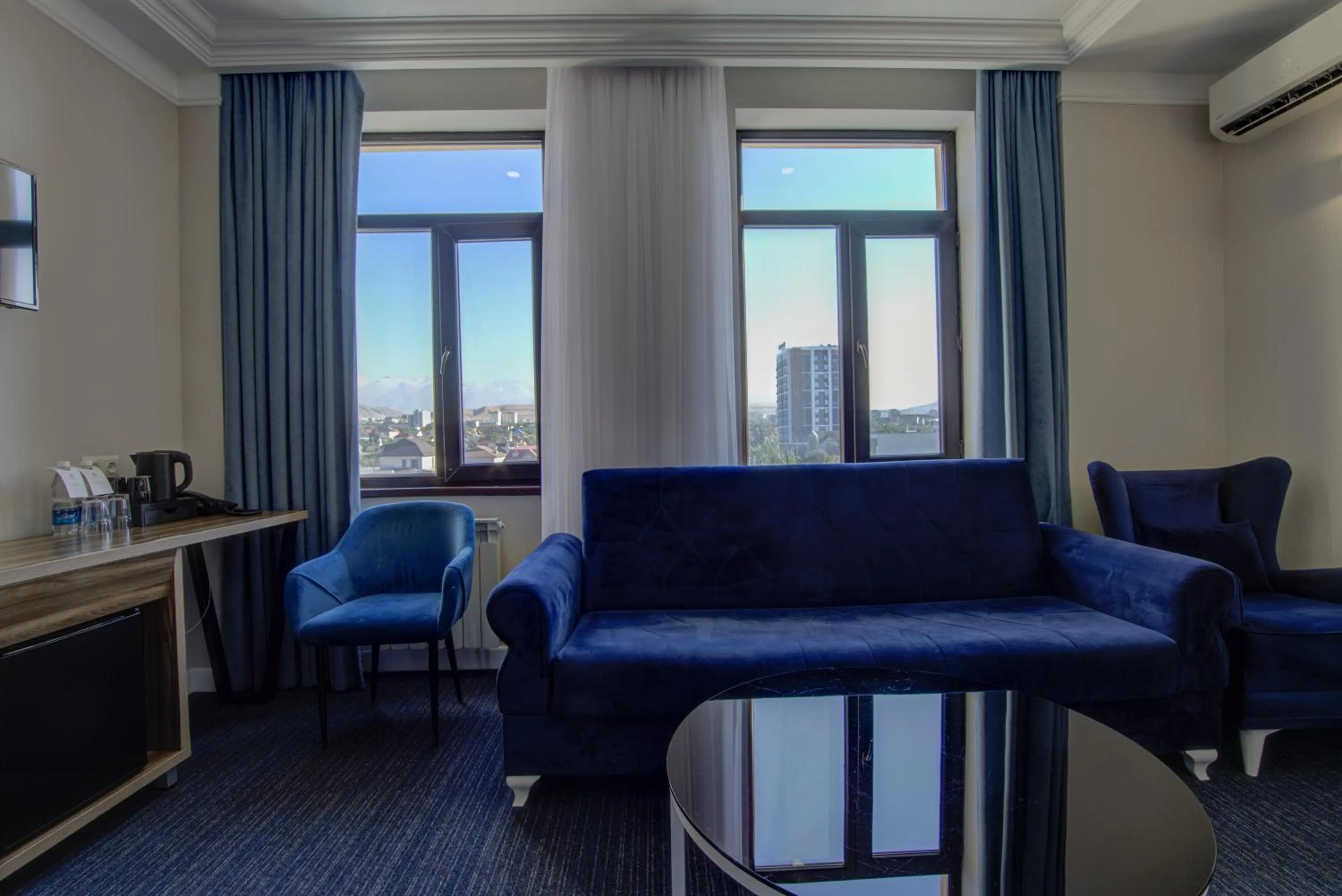 Living room in Hotel Resident Bishkek