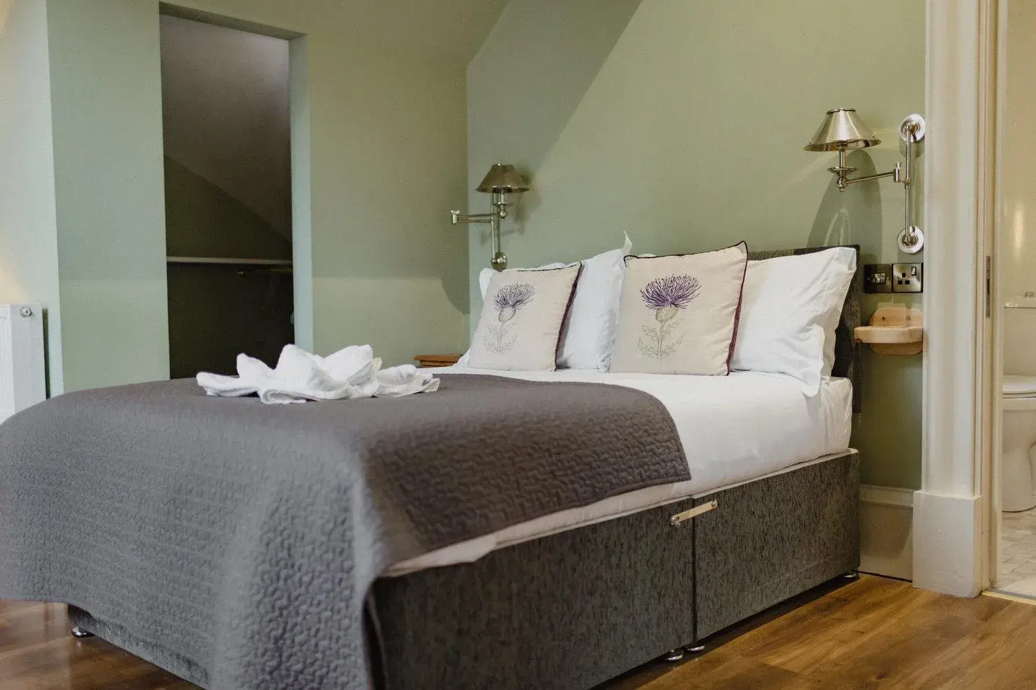 Double Room - Disability Access in Taypark House Double Room - Disability Access in Taypark House