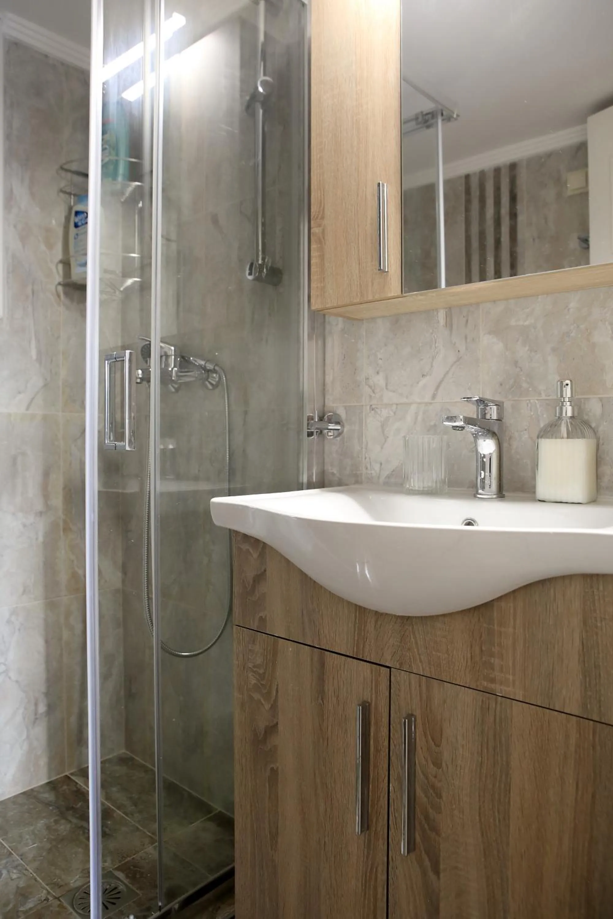 Bathroom in Best House, Athens Central Flat, Ithakis Str