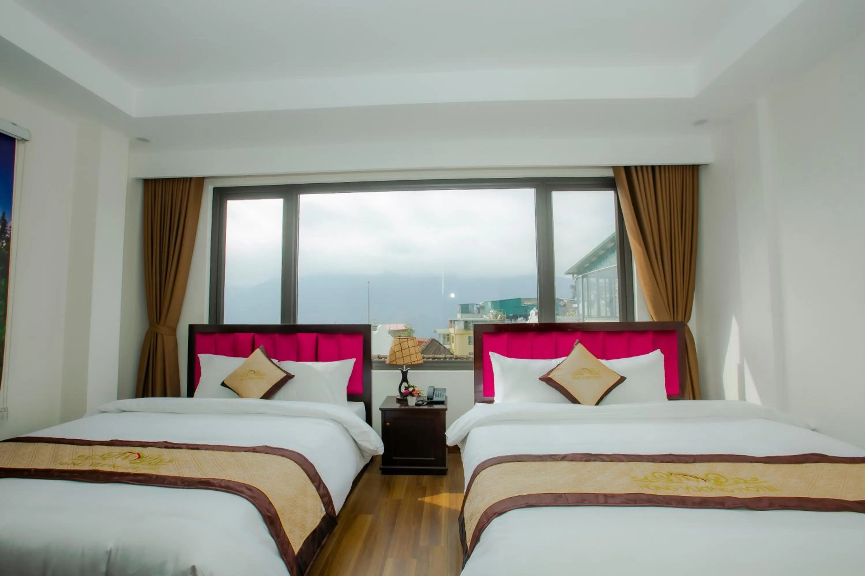 Bed in SAPA KING HOTEL HUNG VUONG HOTEl