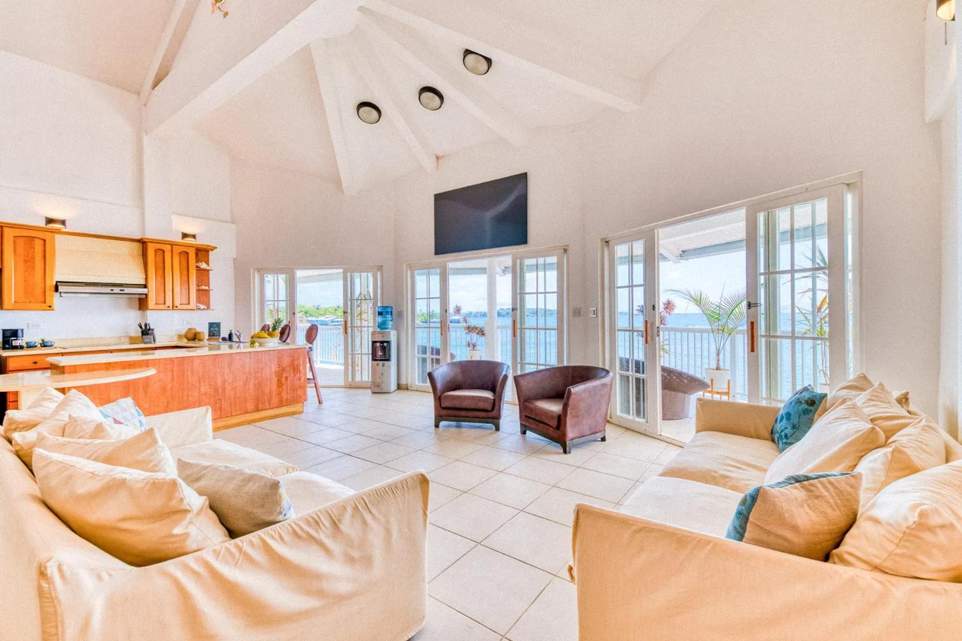 Bedroom in Tropical Suites Hotel