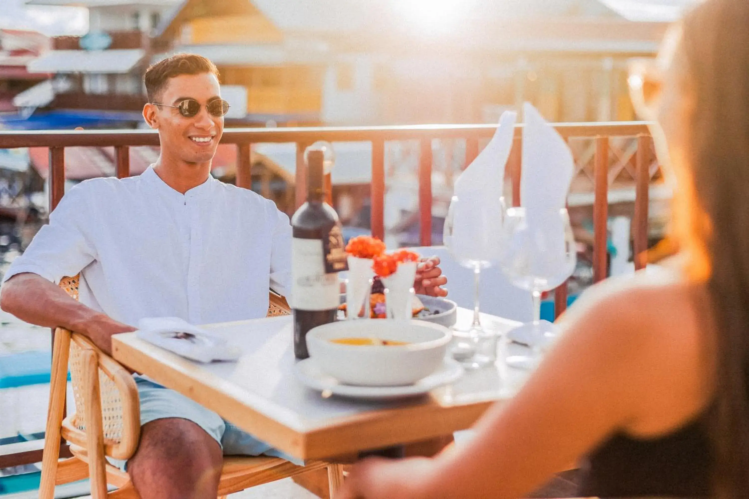 Restaurant/places to eat in Tropical Suites Hotel Restaurant/places to eat in Tropical Suites Hotel