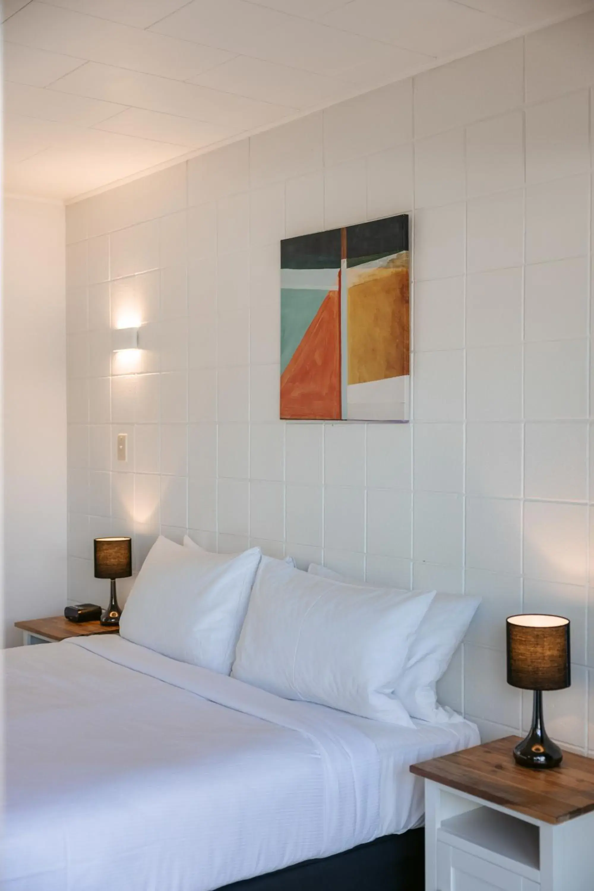 Bed in Roselands Motel Bed in Roselands Motel