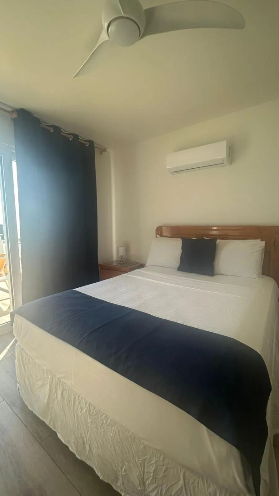 Bed in Seaview Beach Hotel