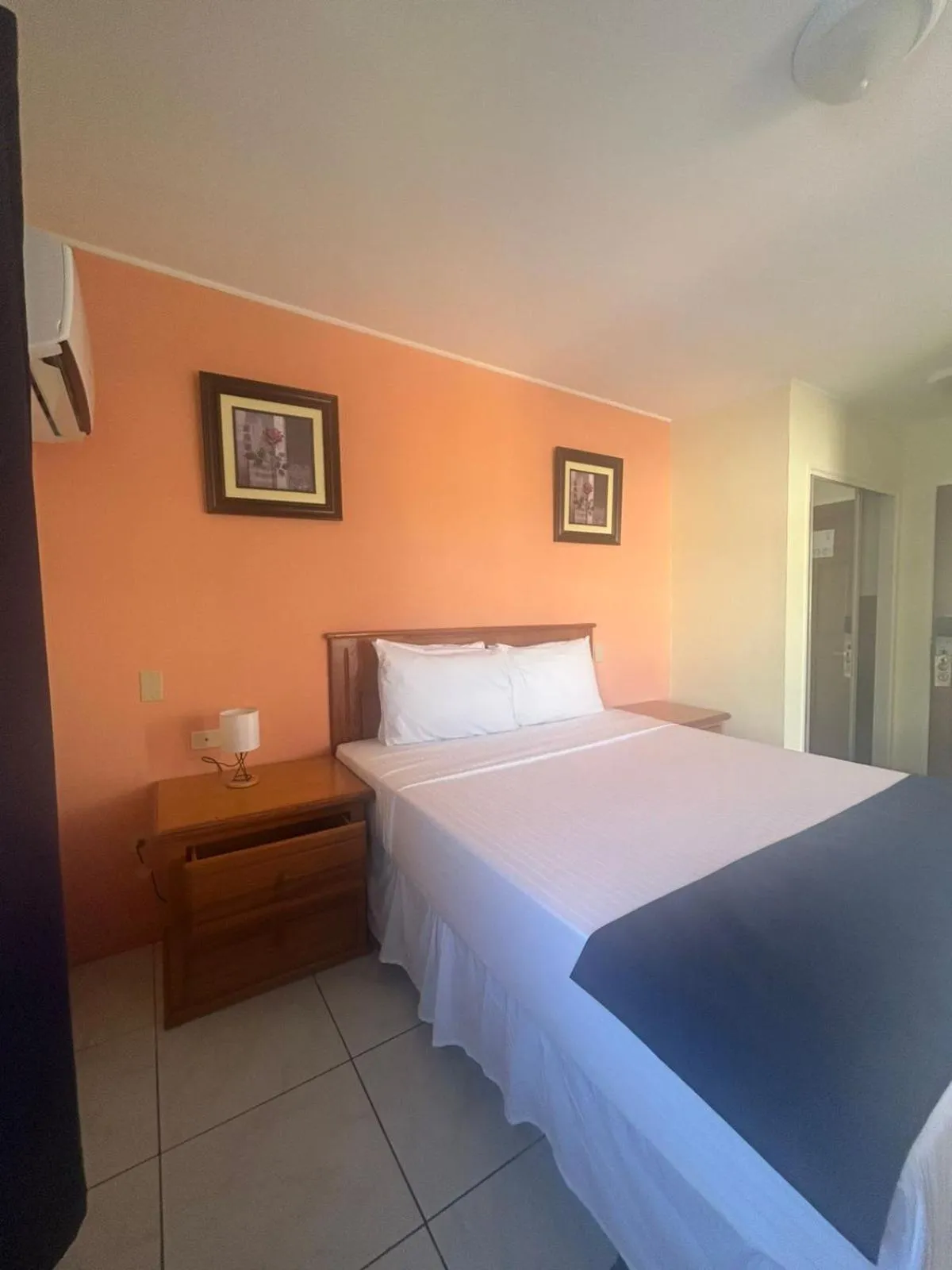 Bed in Seaview Beach Hotel