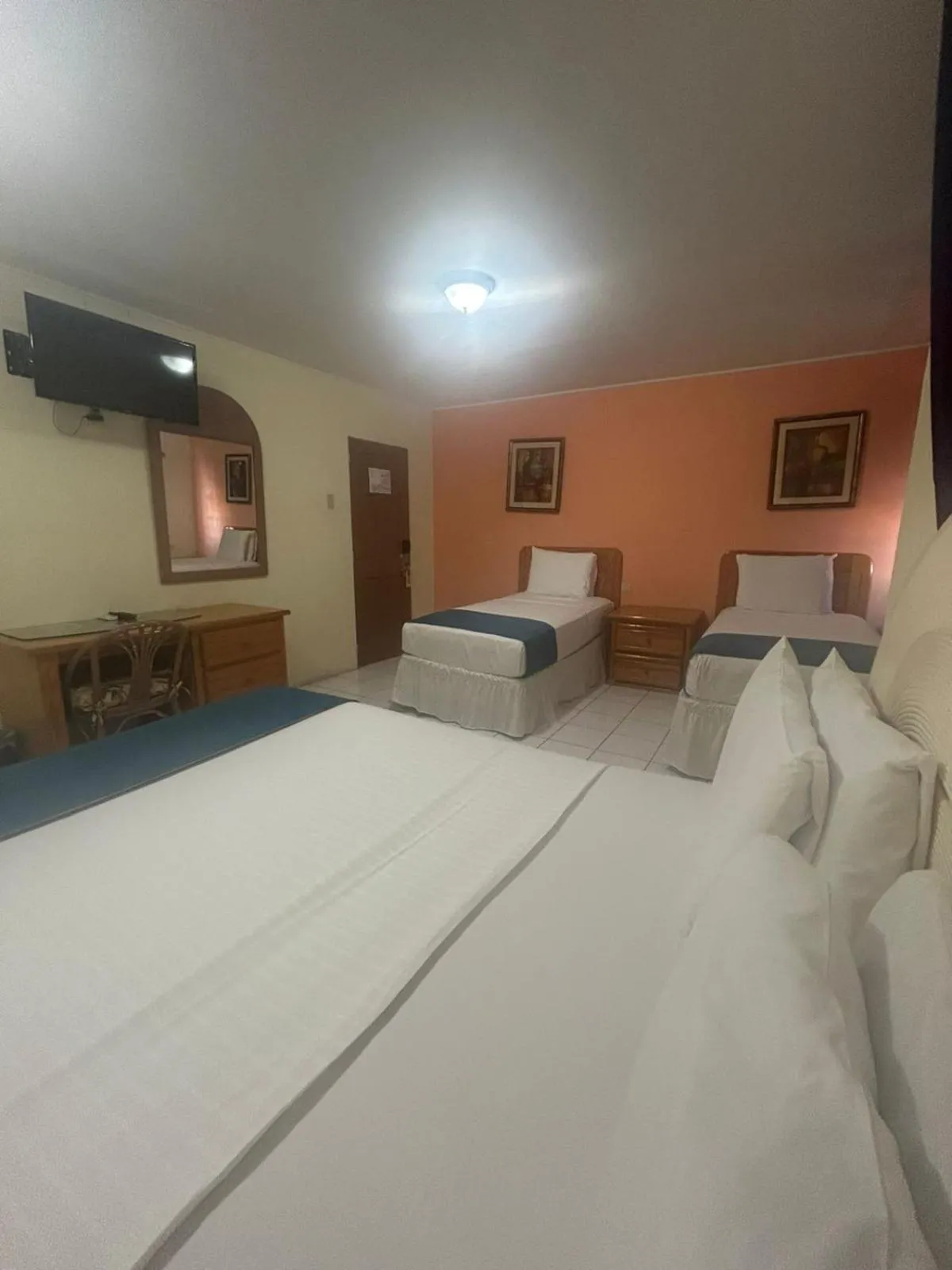 Bed in Seaview Beach Hotel