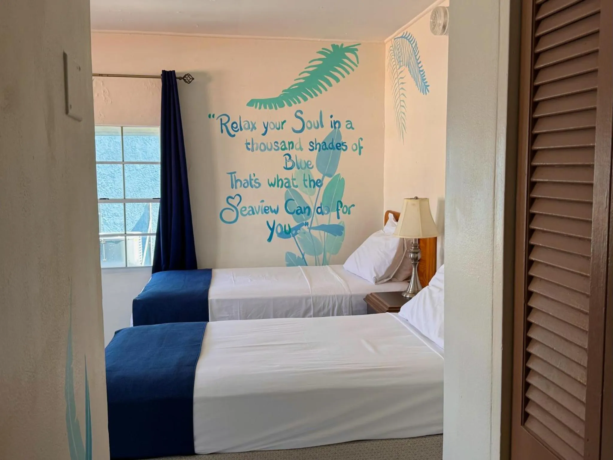 Bed in Seaview Beach Hotel