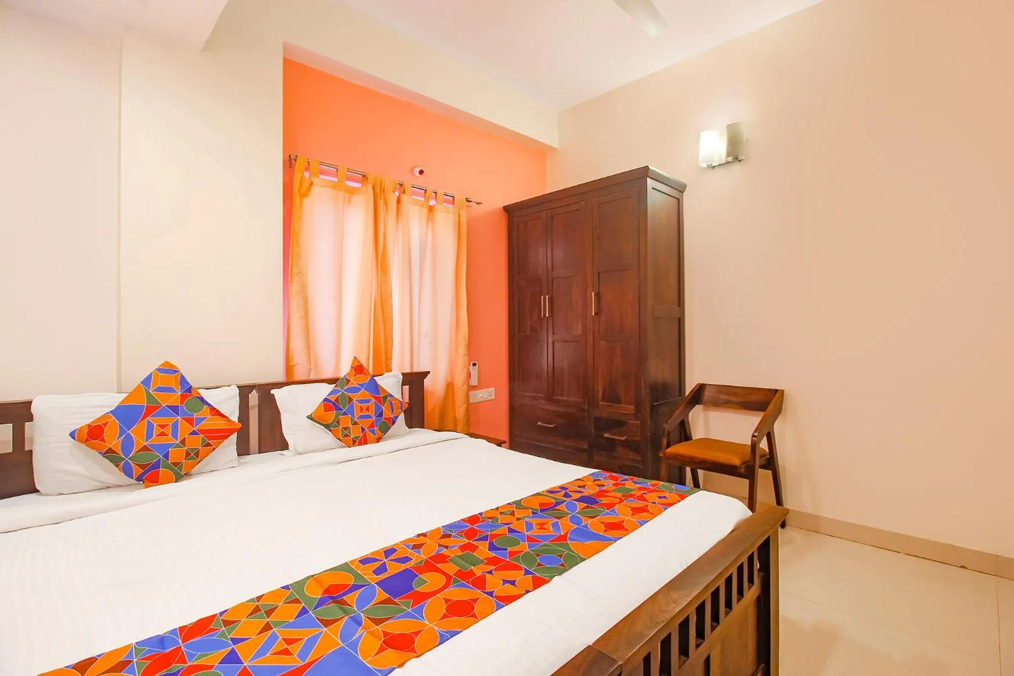 Living room, Bed in Via Corner Courtyard - Nr Botanical Garden, Kondapur