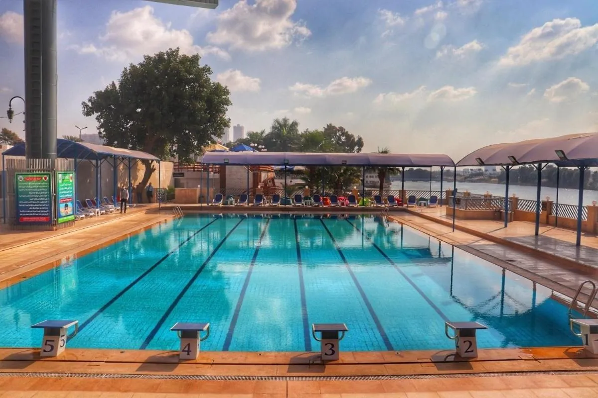 Swimming pool in Jewel Maadi Cabins and Club